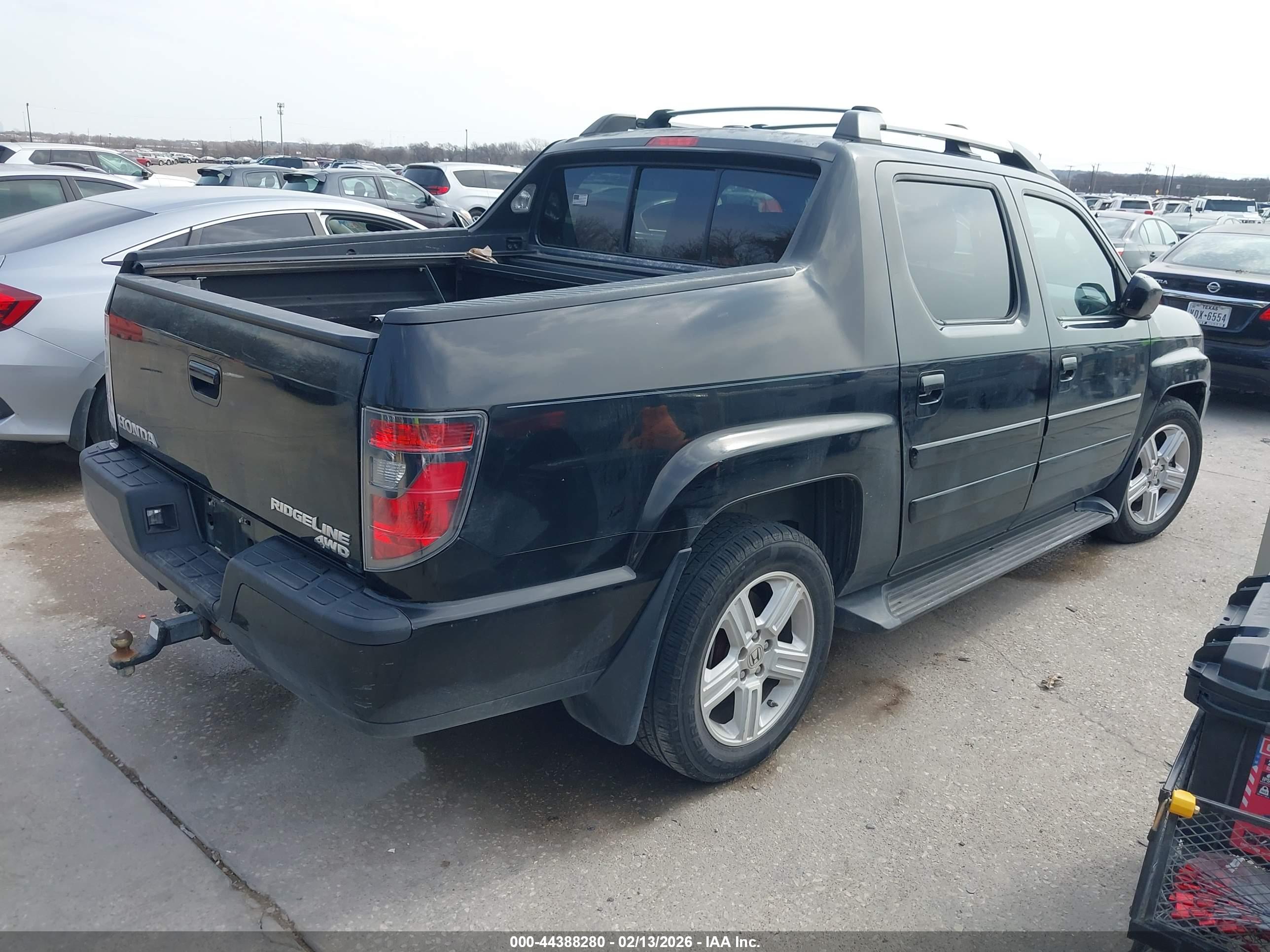 HONDA RIDGELINE image 4
