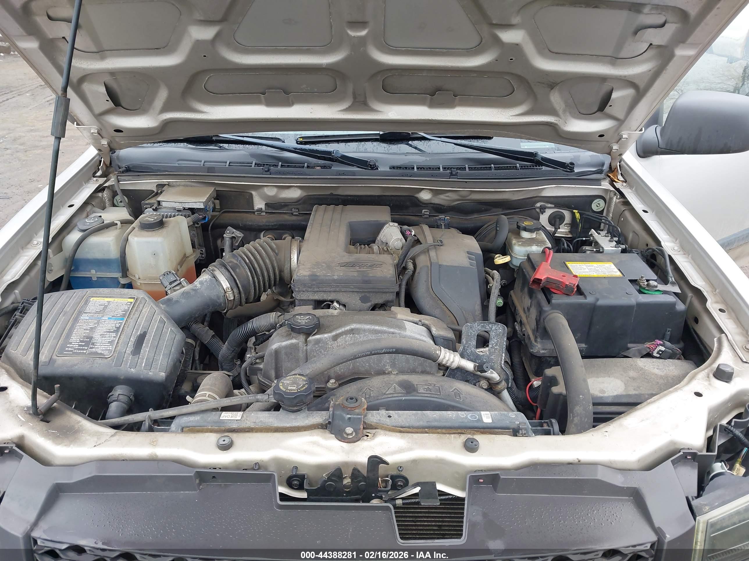 CHEVROLET COLORADO image 10