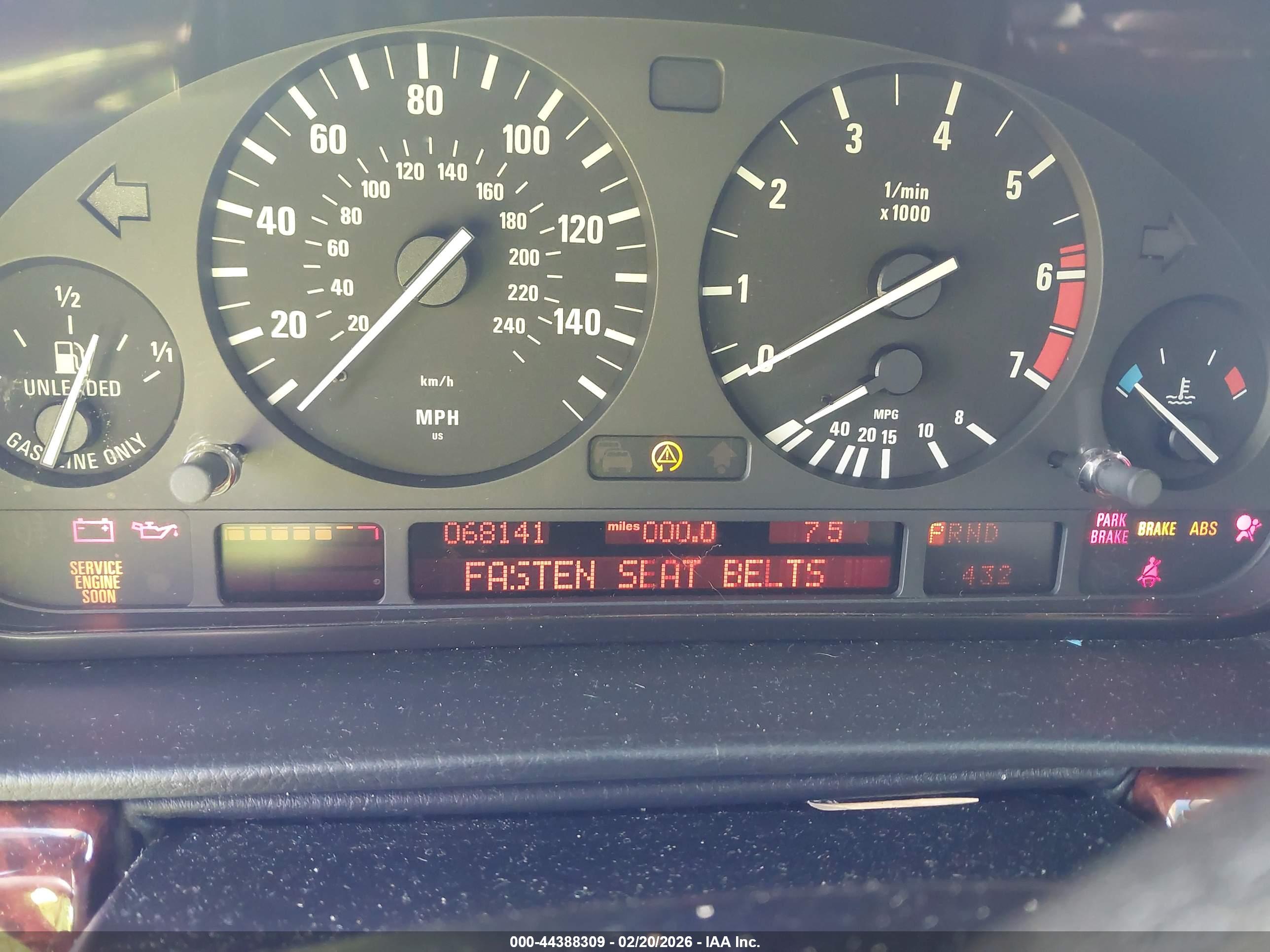 BMW 740IL image 7