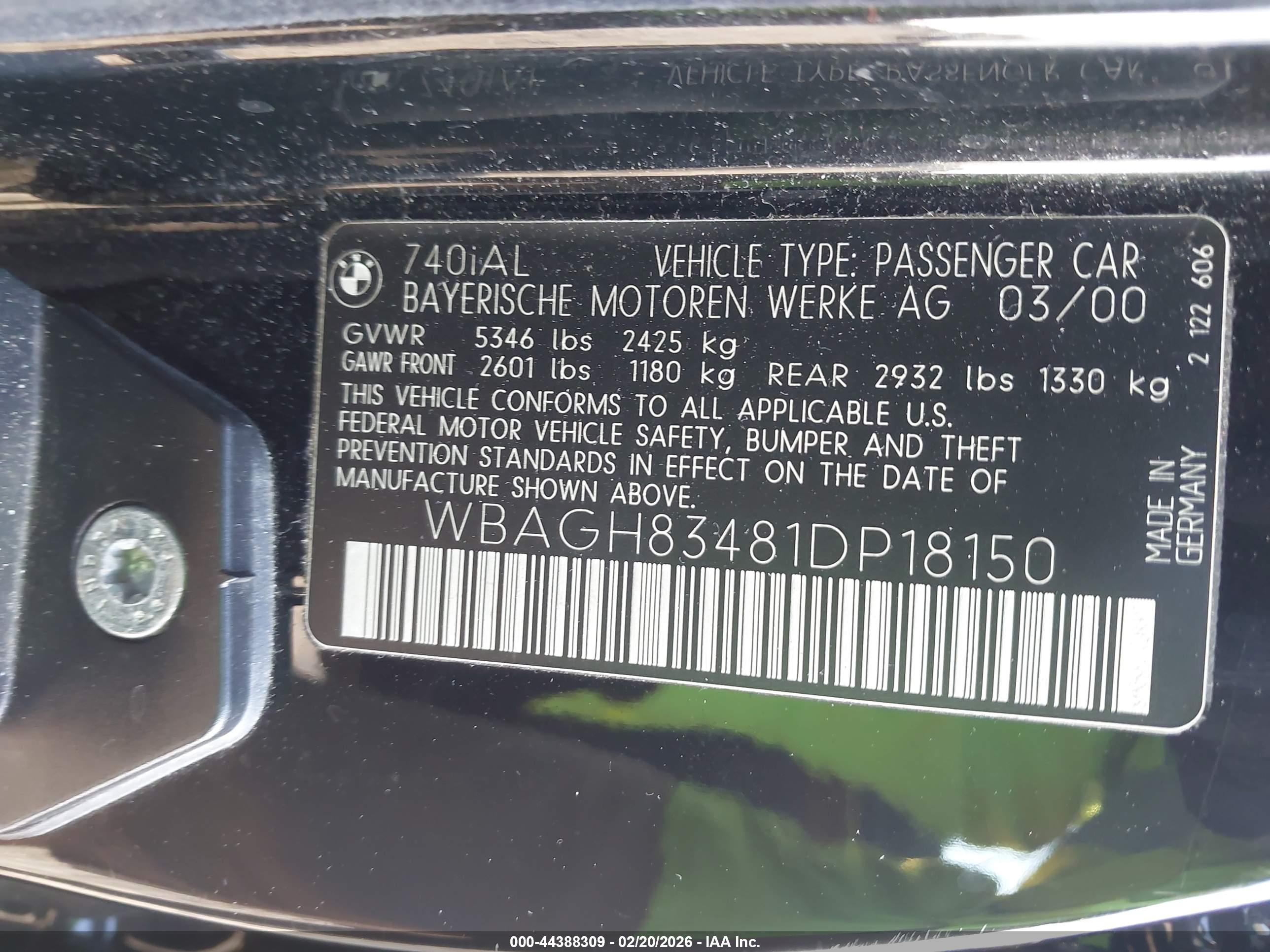 BMW 740IL image 9