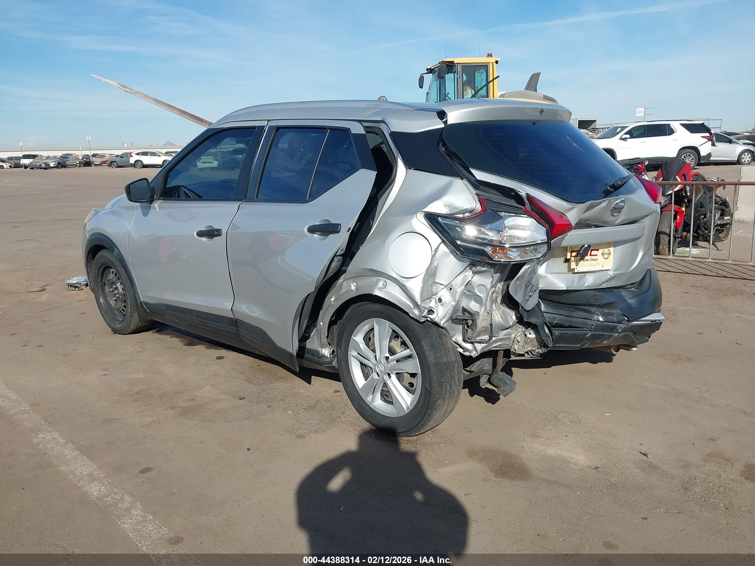 NISSAN KICKS image 6
