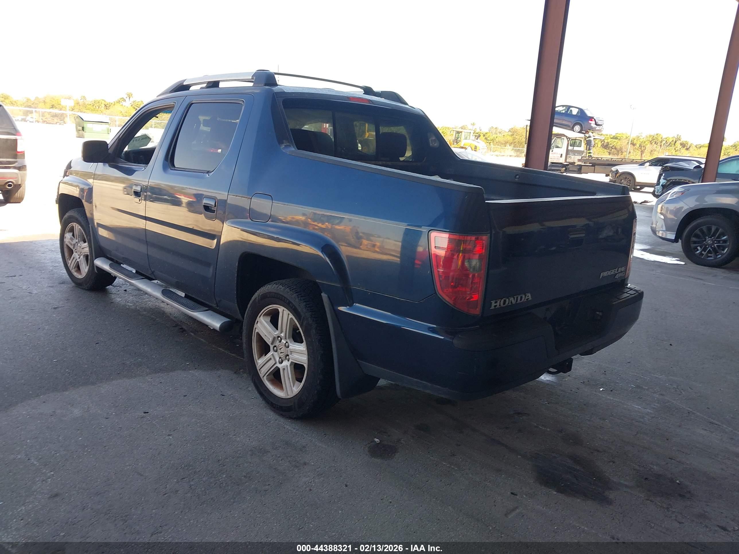 HONDA RIDGELINE image 3
