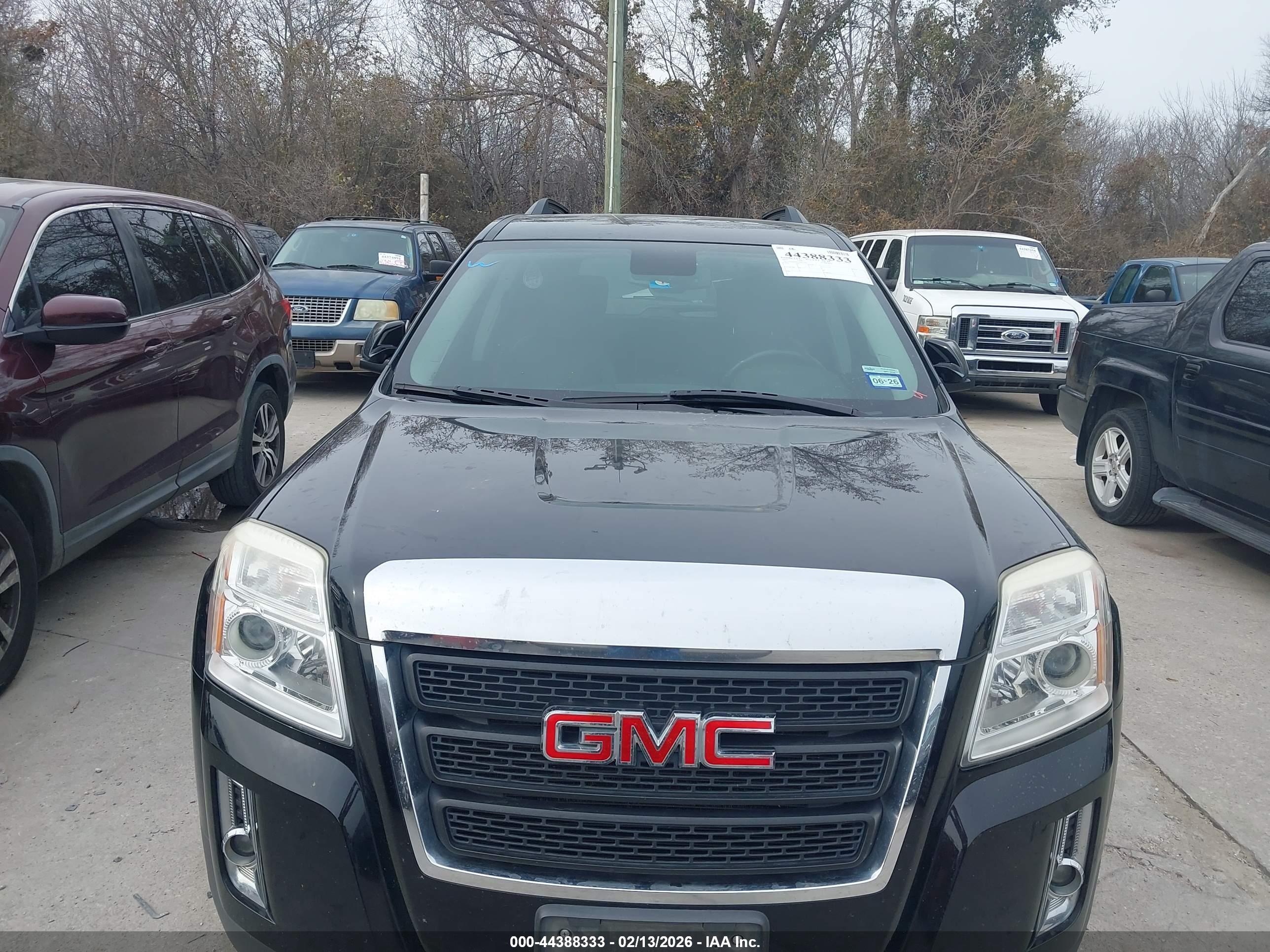 GMC TERRAIN image 6