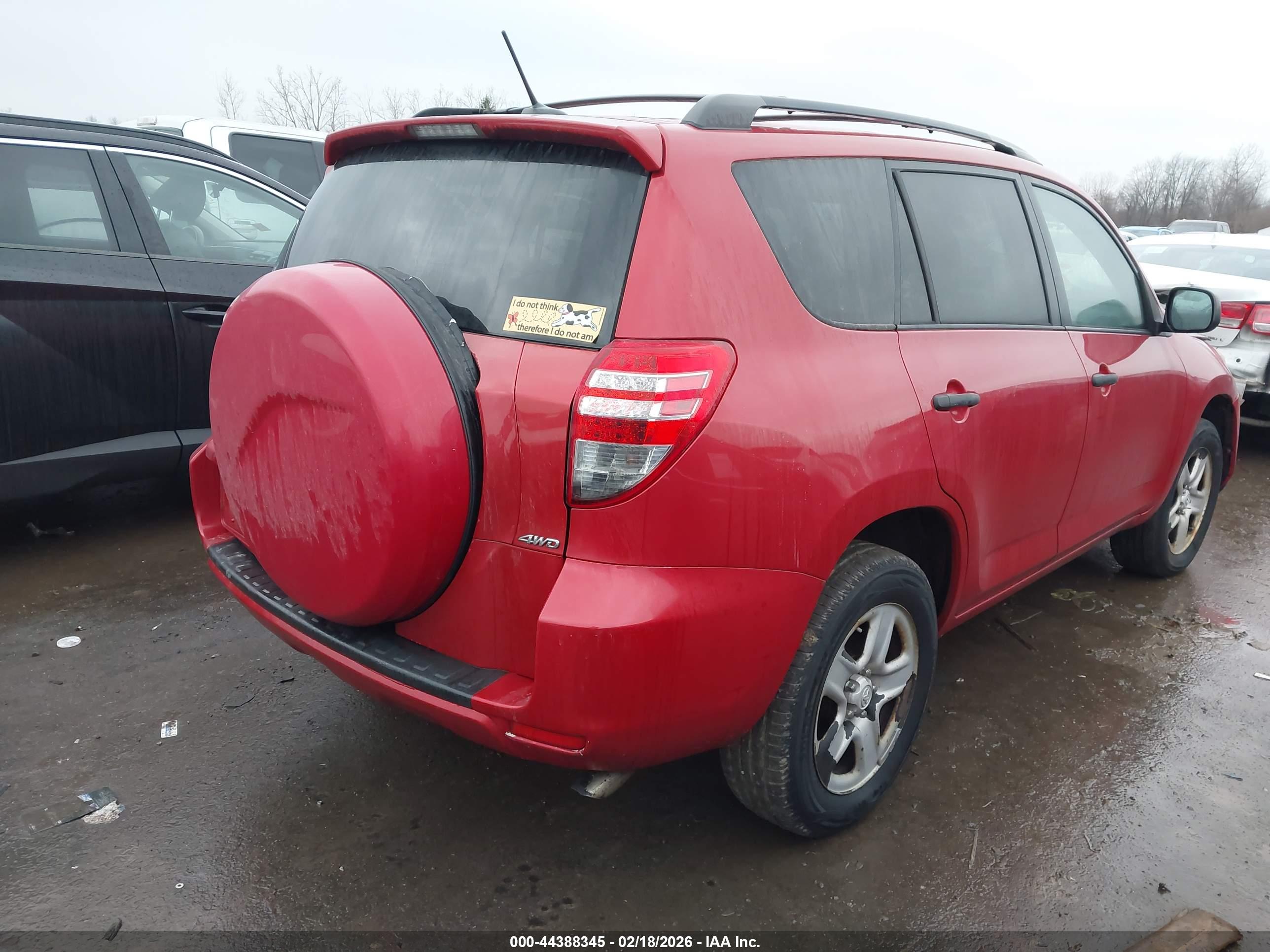 TOYOTA RAV4 image 4