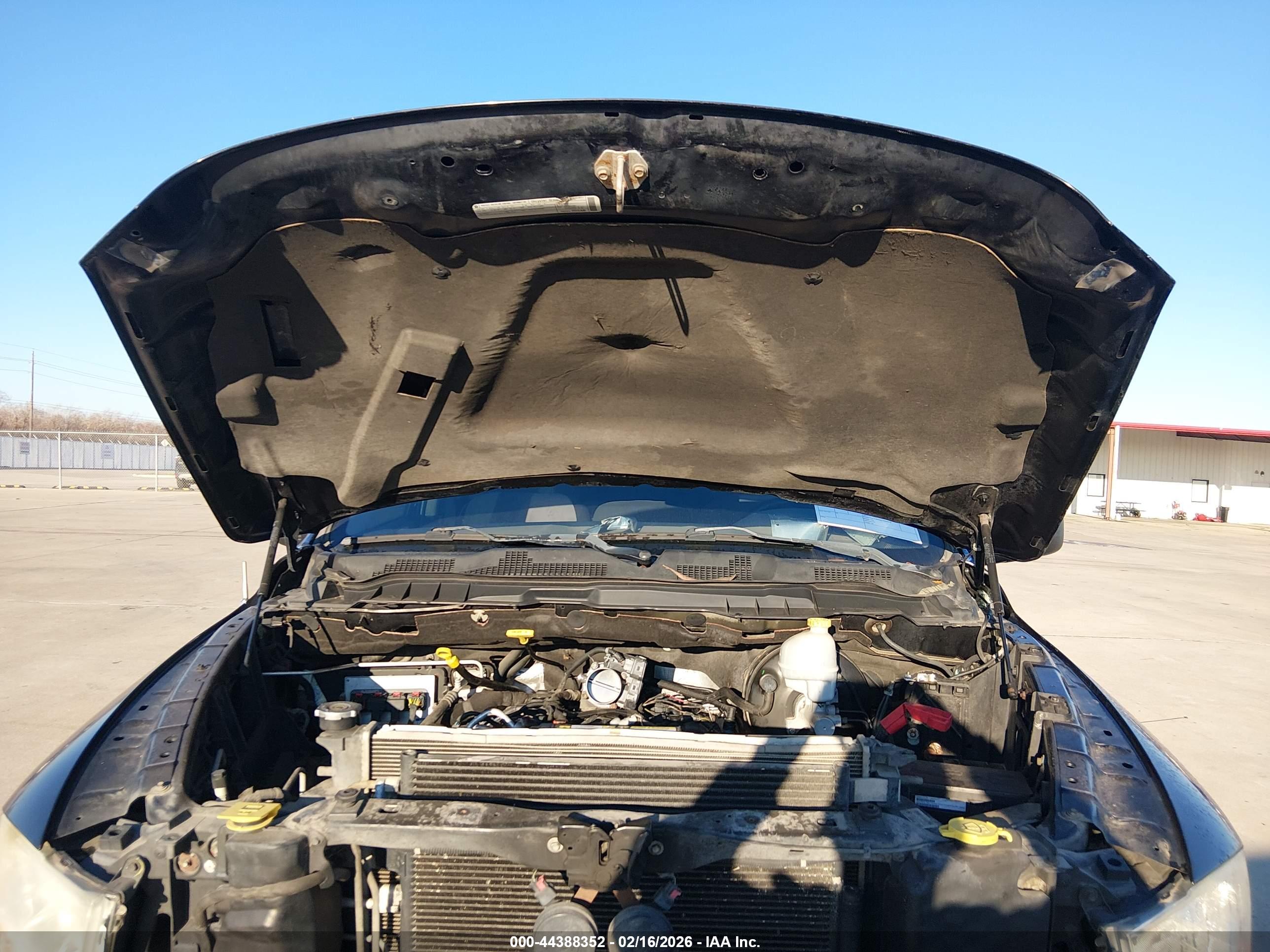 DODGE RAM image 10