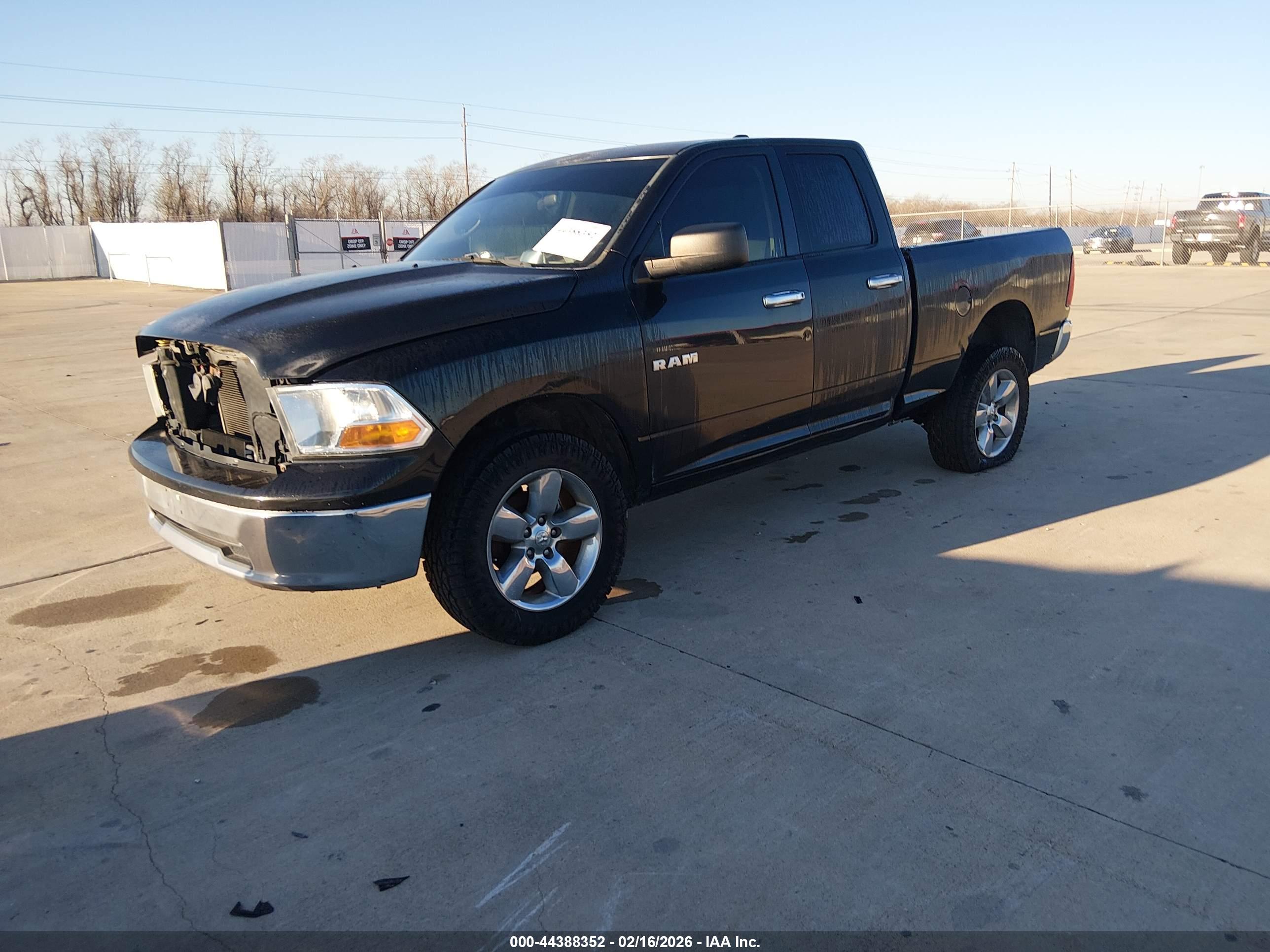 DODGE RAM image 2