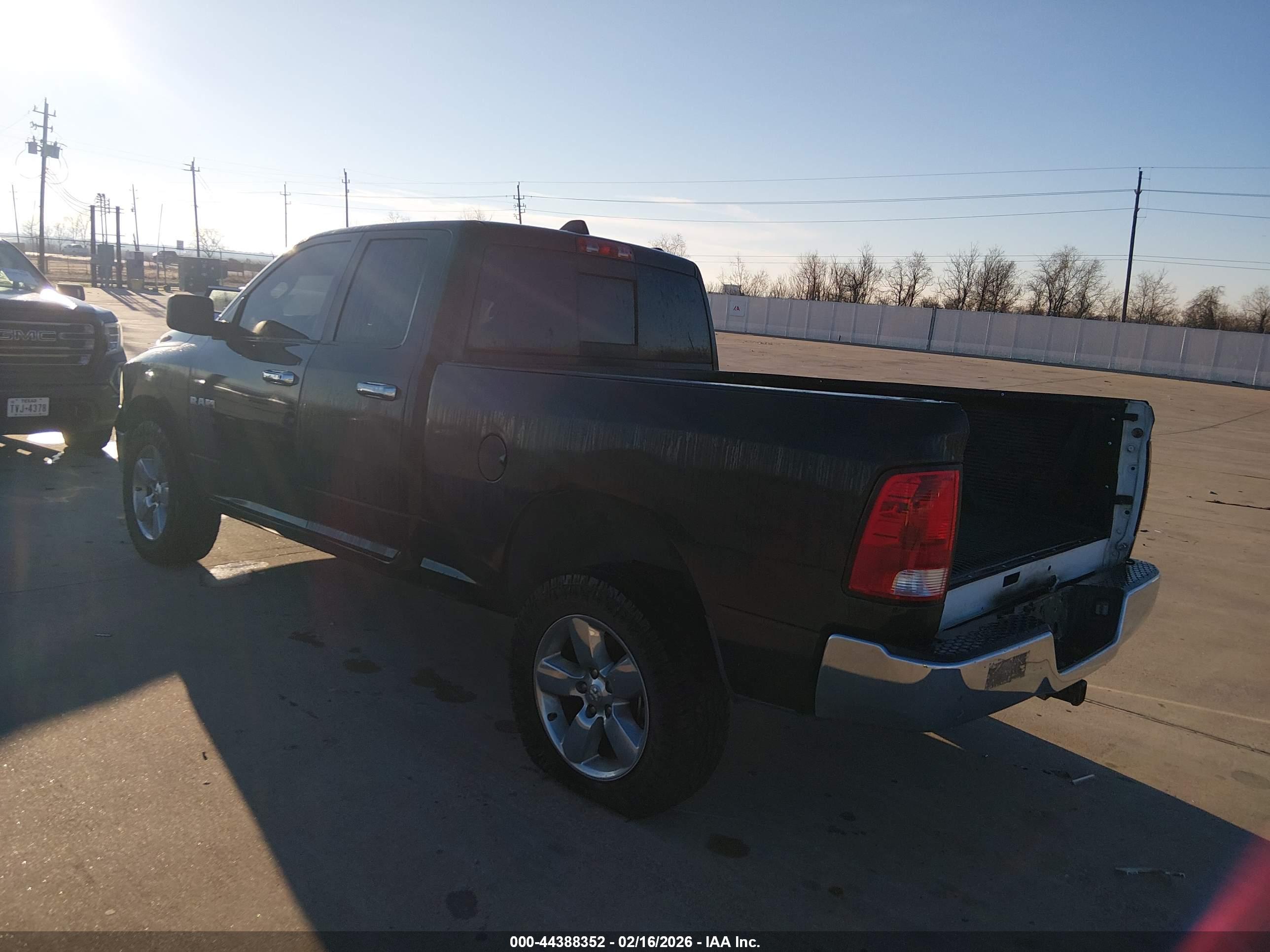 DODGE RAM image 3