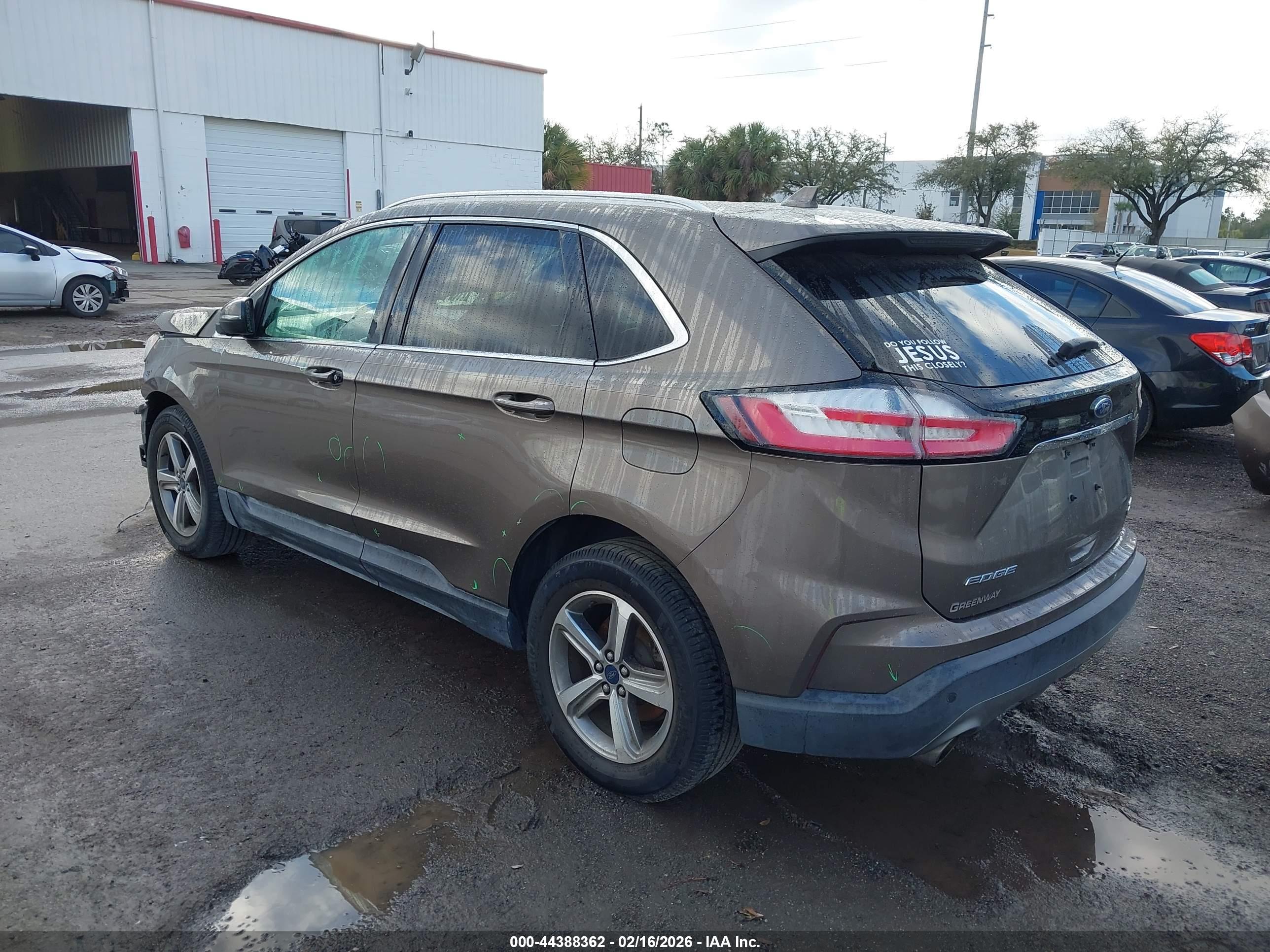 FORD EDGE image 3