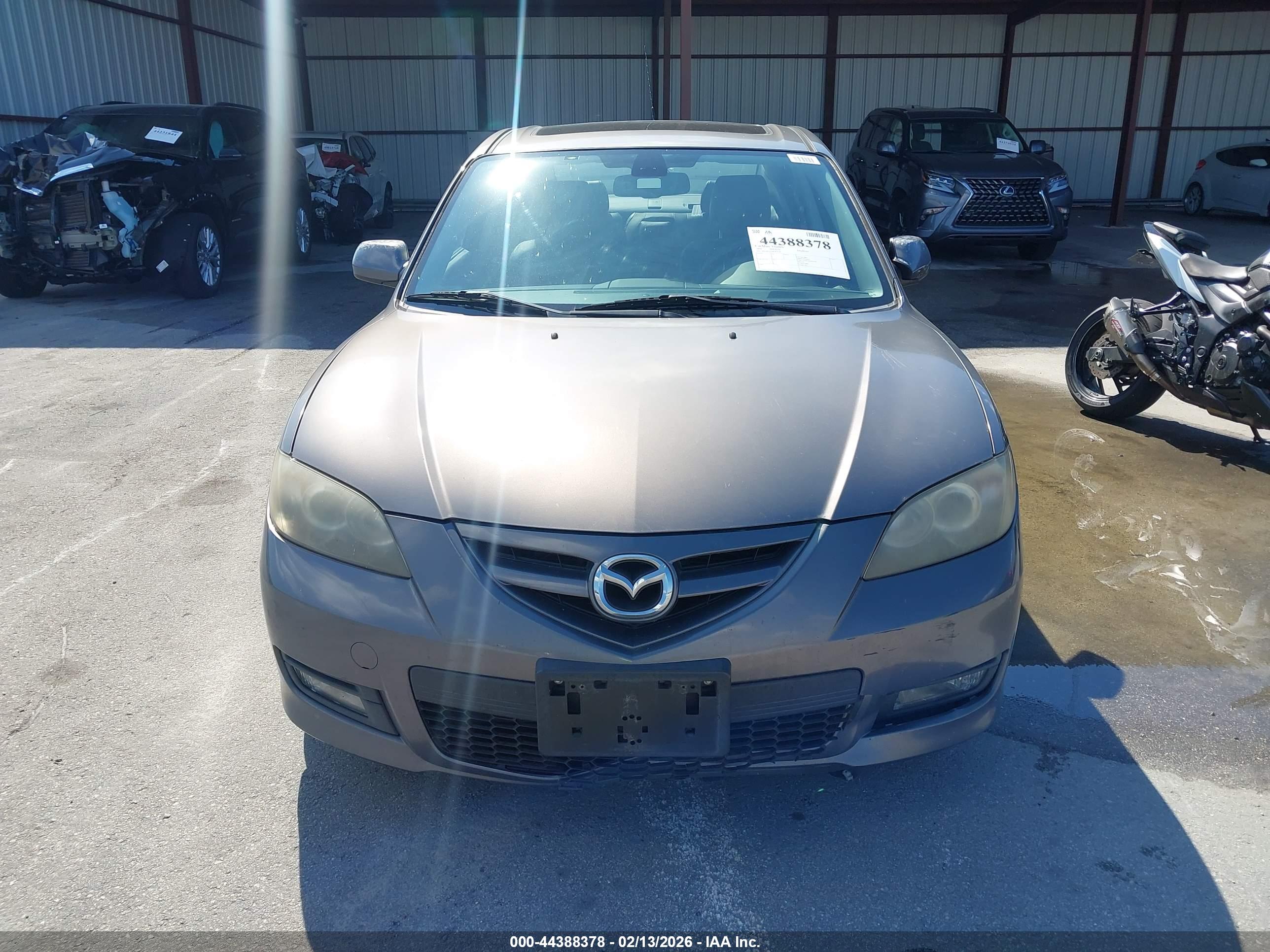 MAZDA MAZDA3 image 6