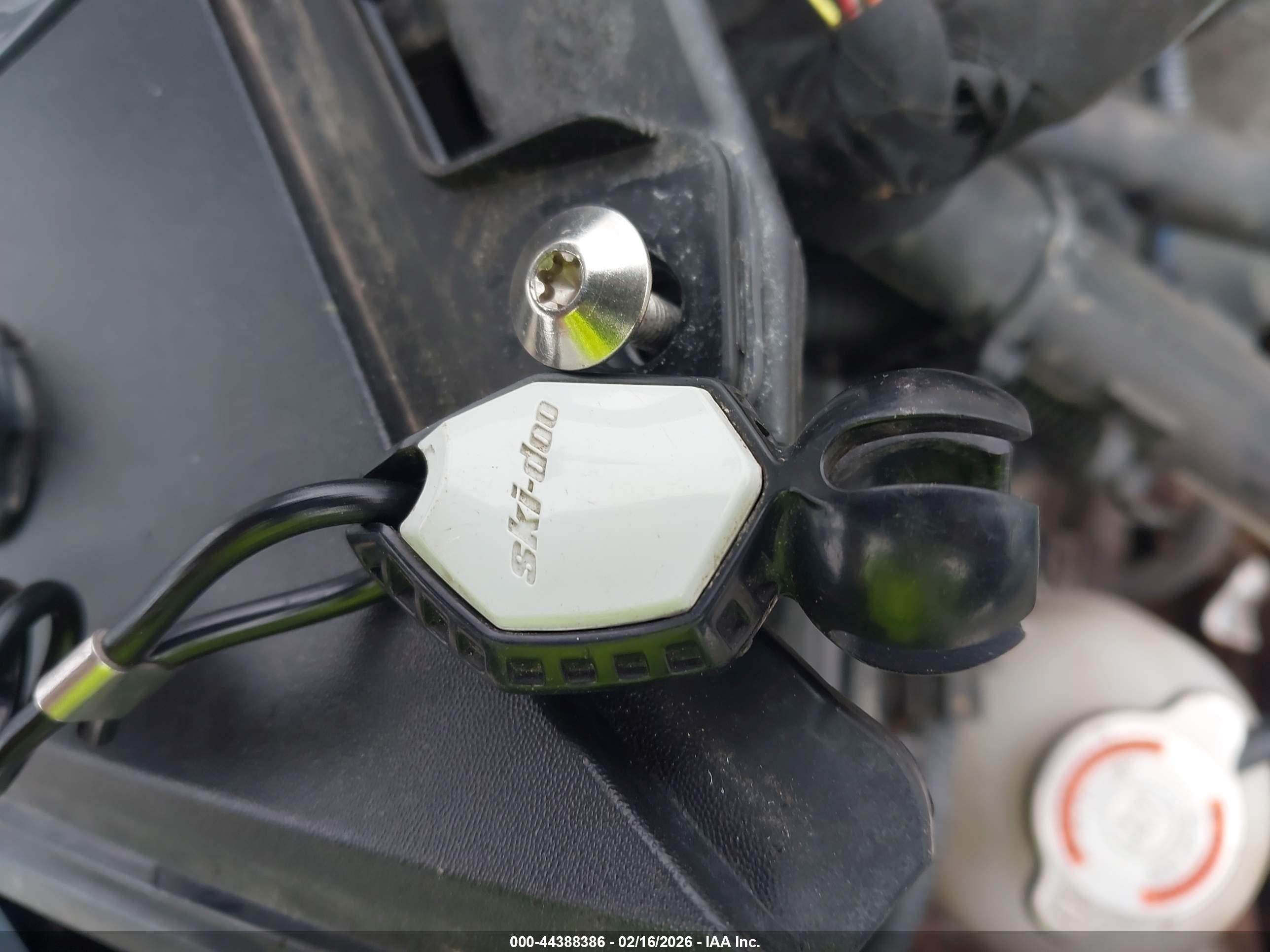 SKI DOO image 11