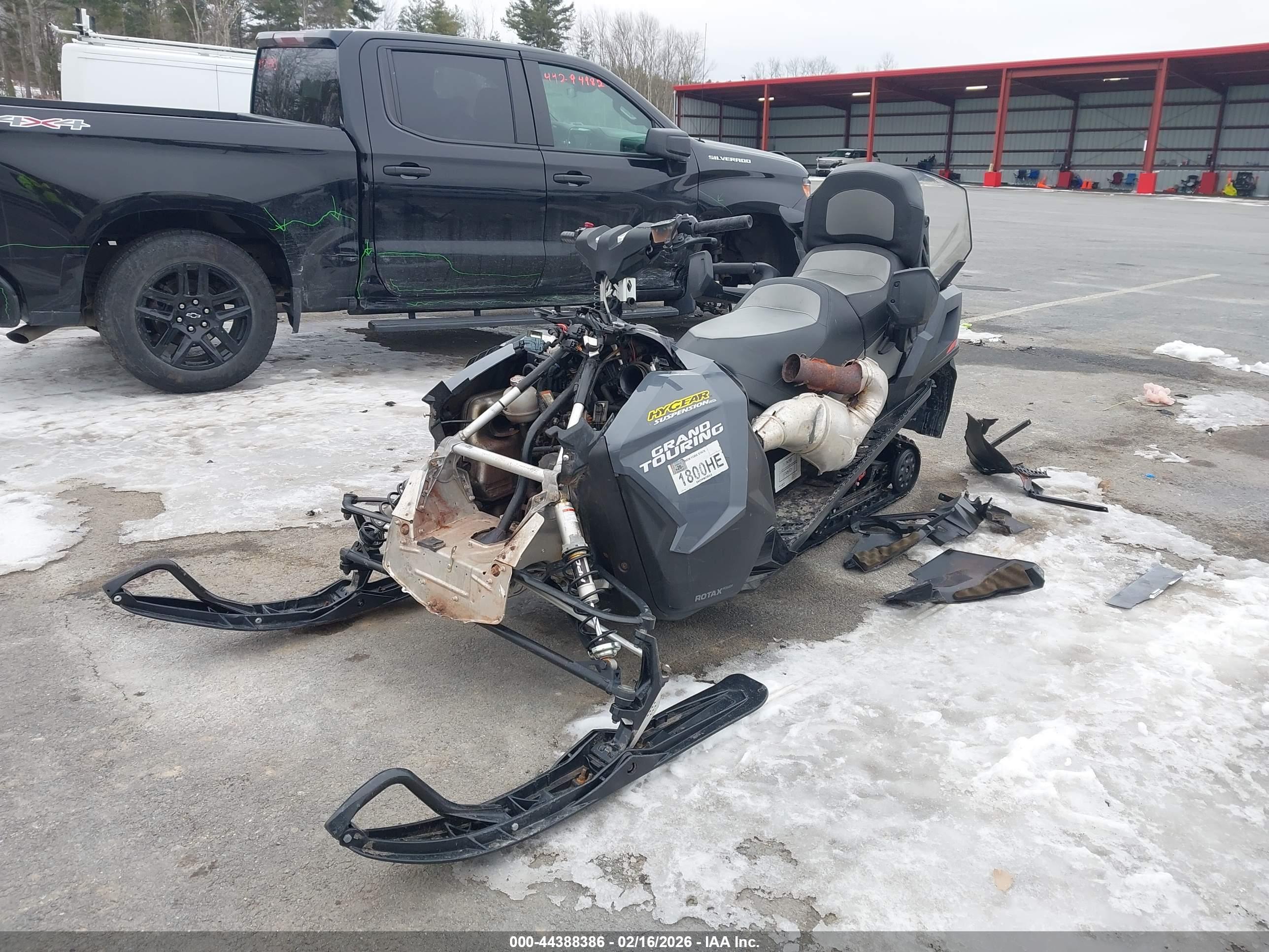 SKI DOO image 2