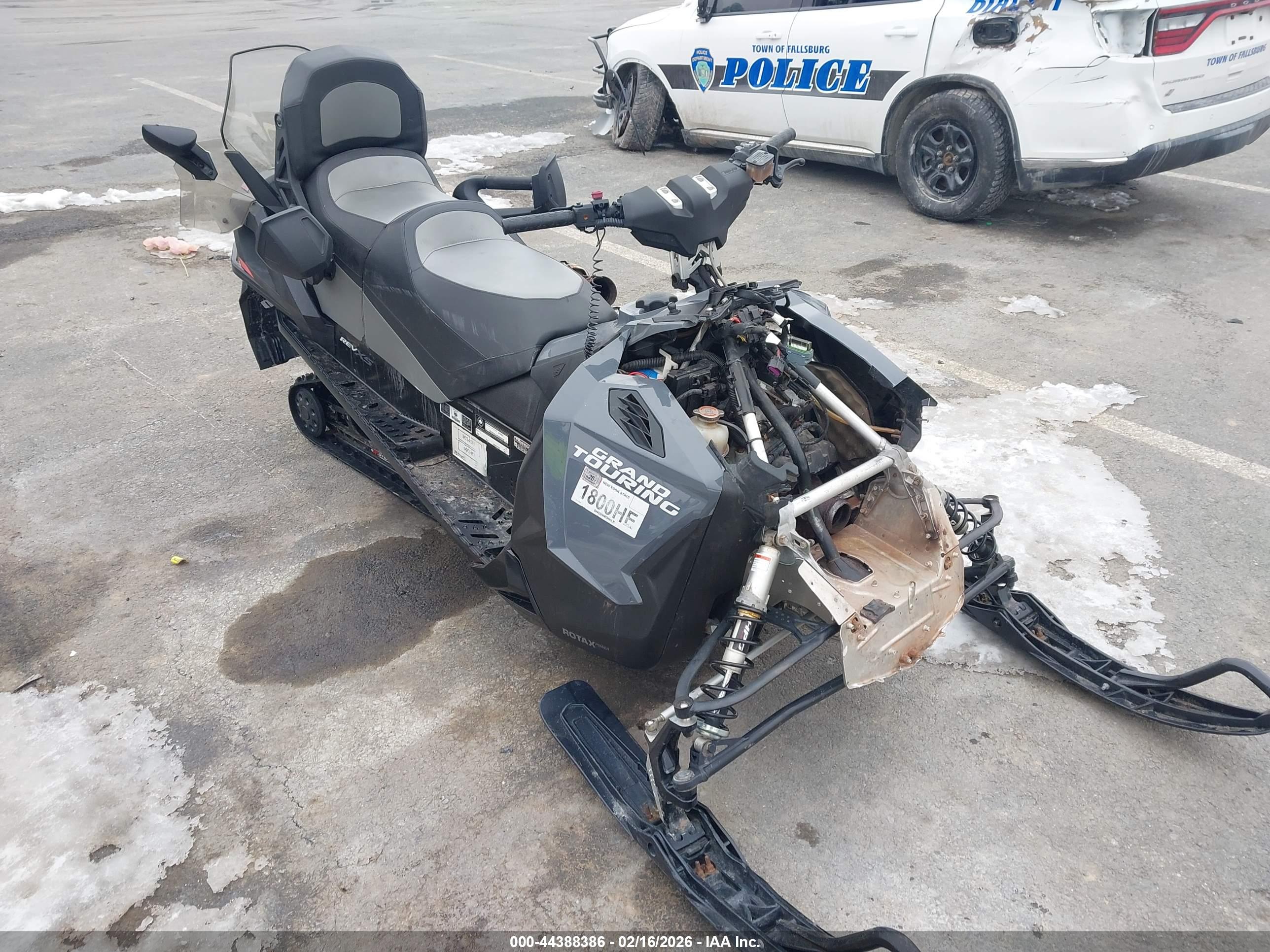 SKI DOO image 6