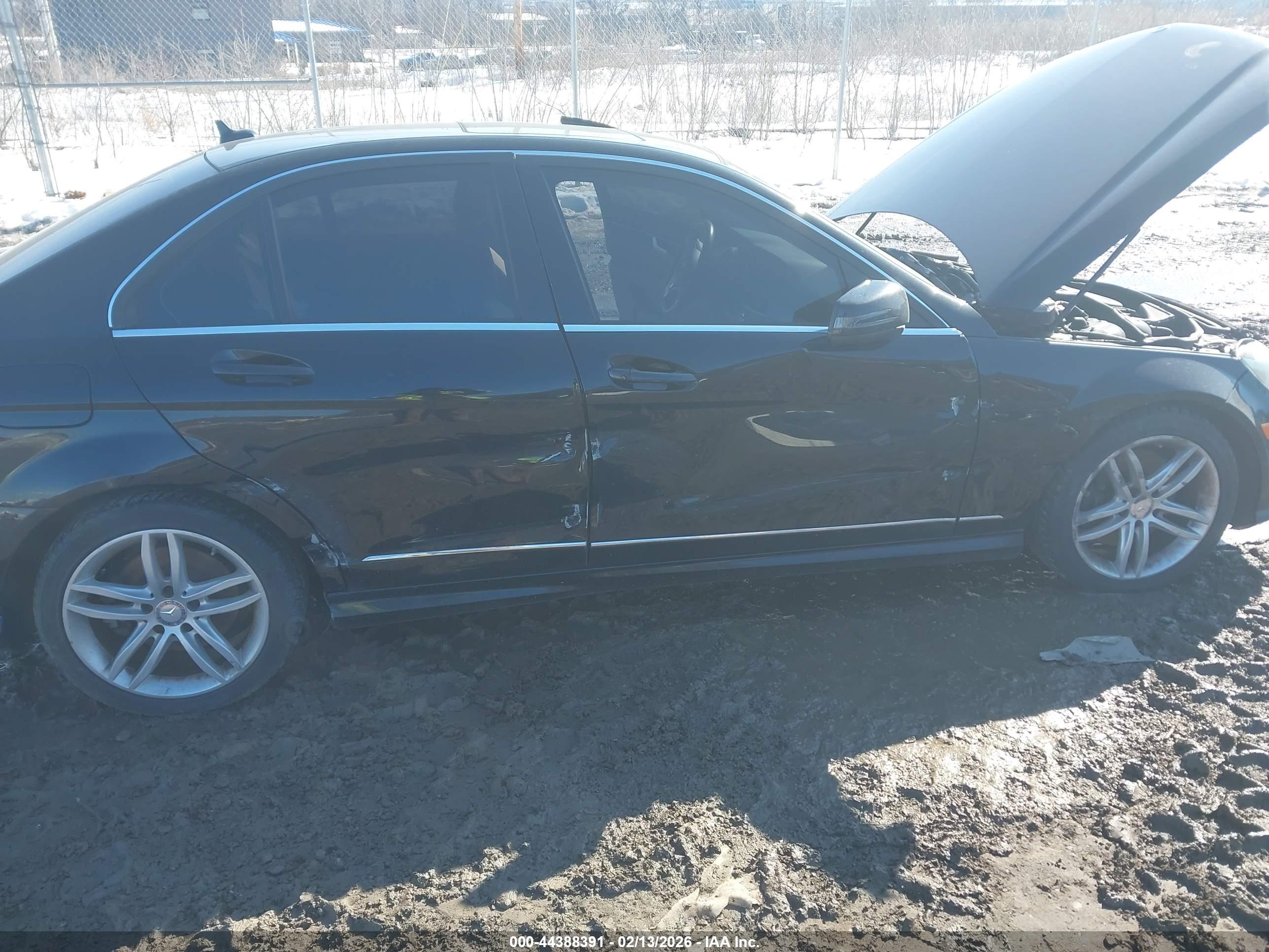 MERCEDES-BENZ C image 6