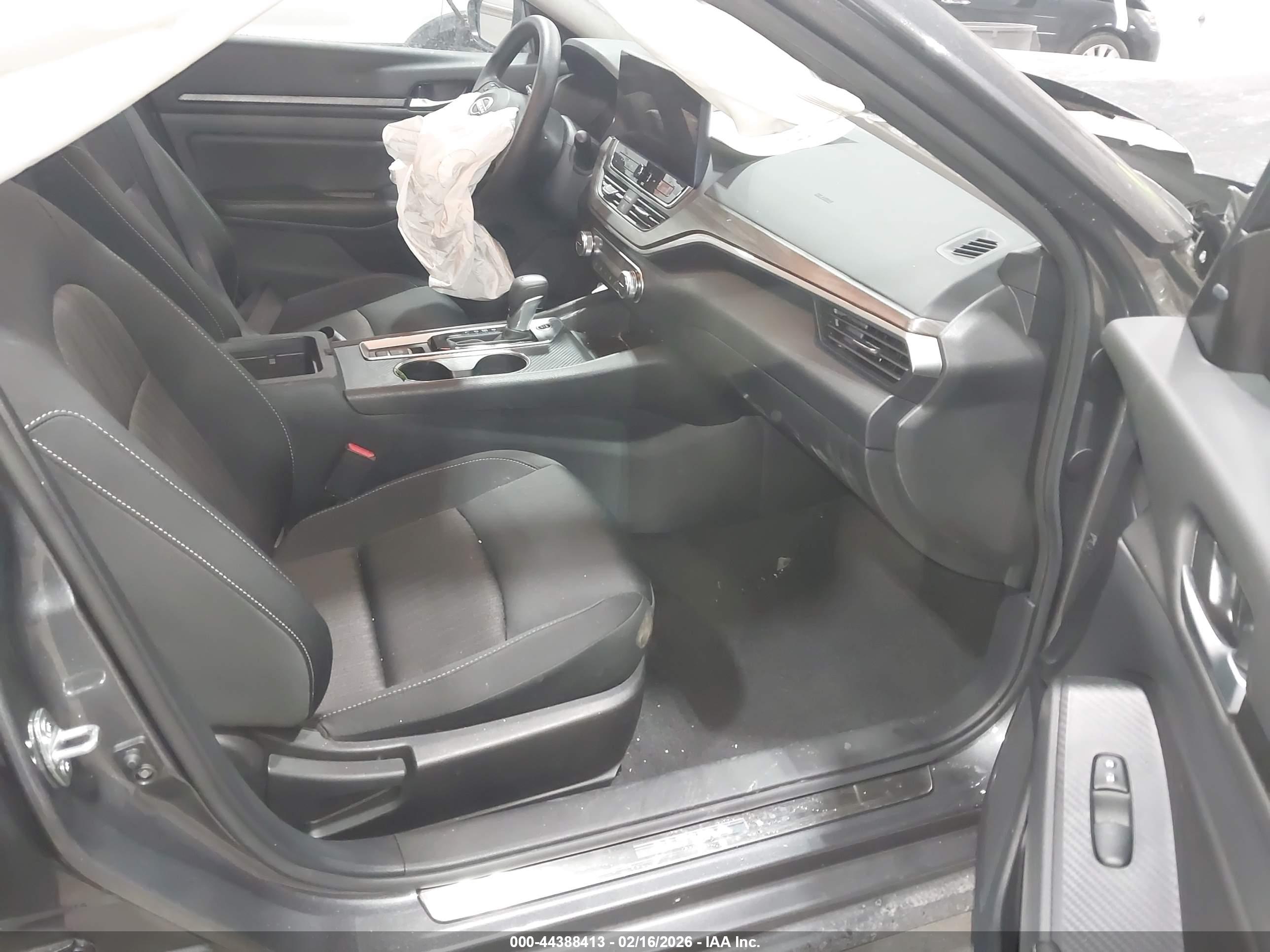 NISSAN ALTIMA image 5