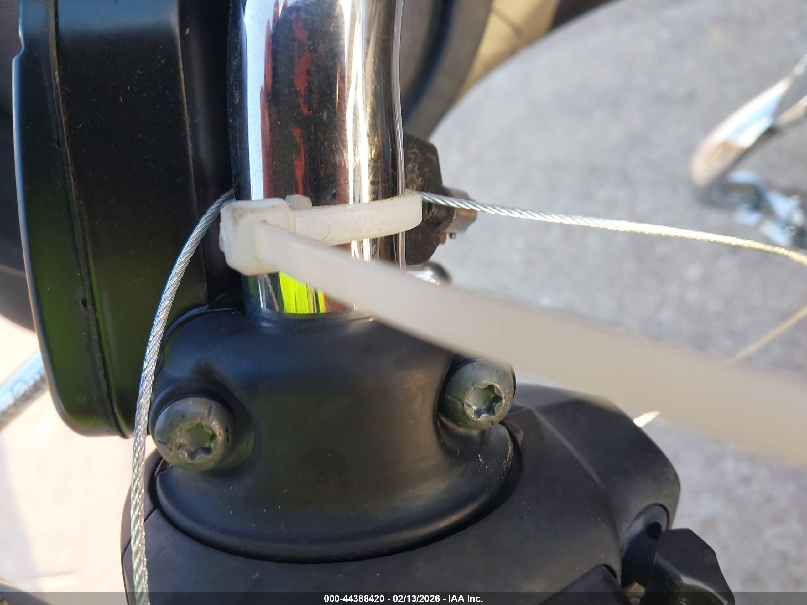 HARLEY-DAVIDSON FLHTP image 11