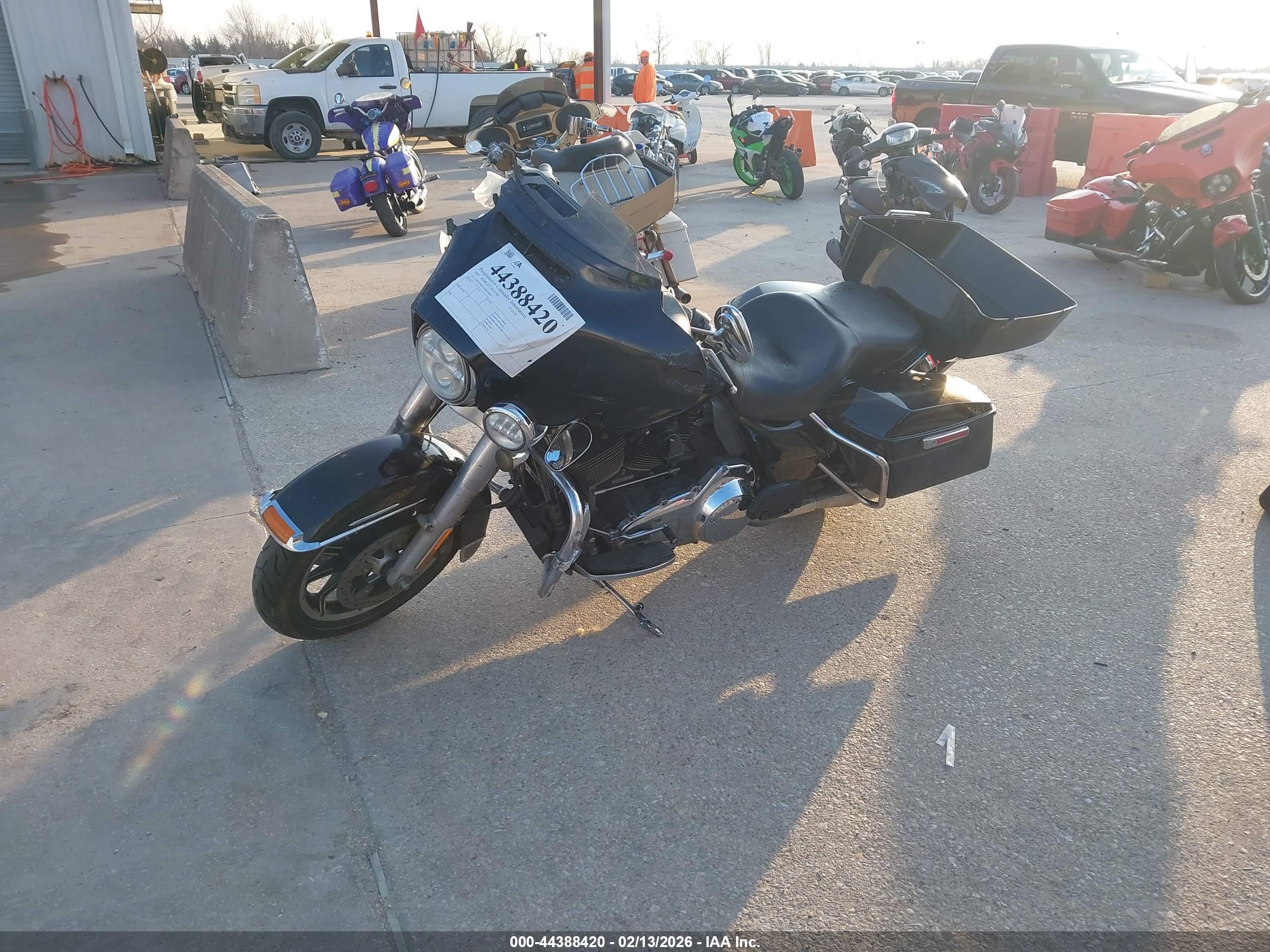 HARLEY-DAVIDSON FLHTP image 2