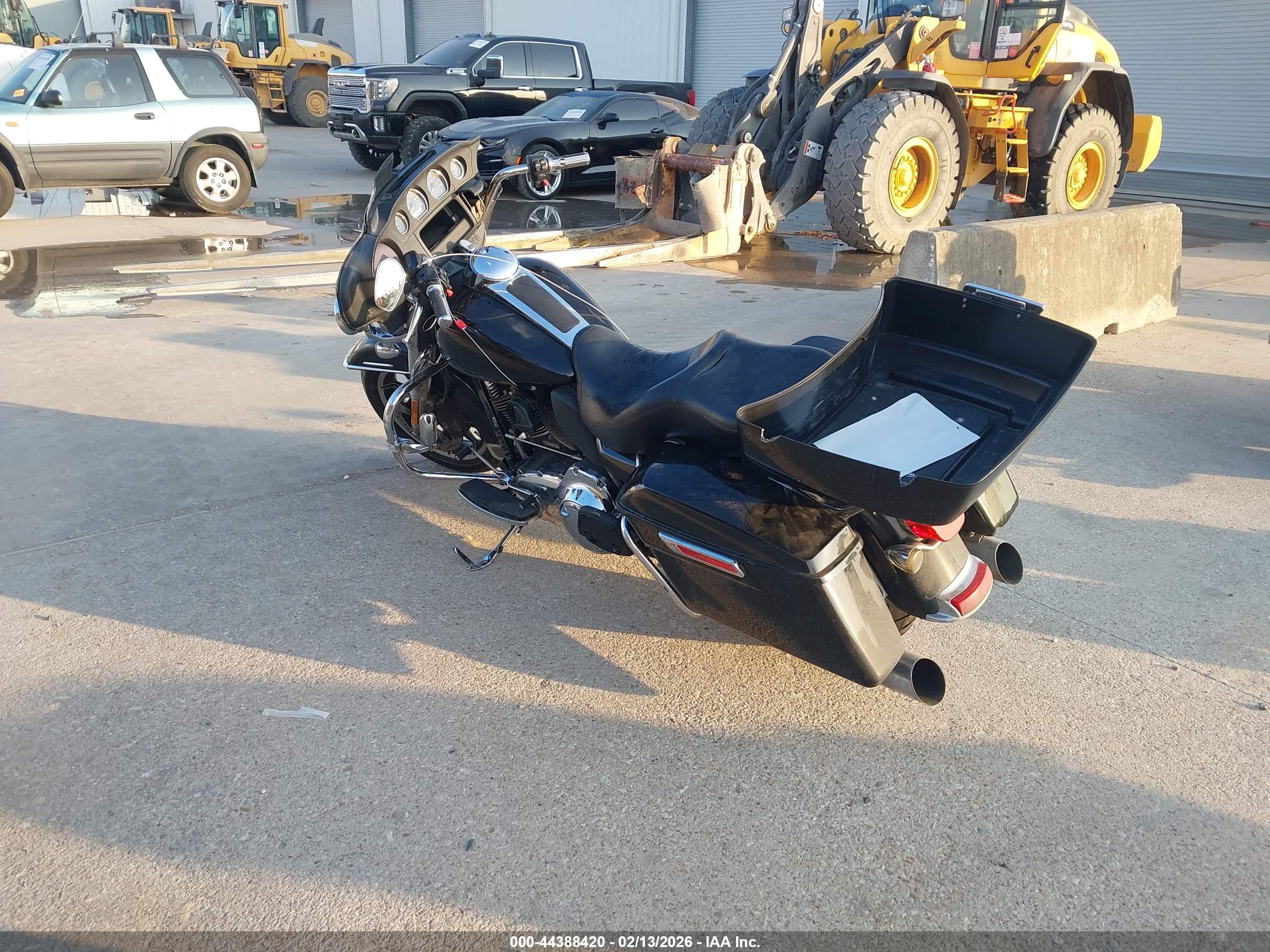 HARLEY-DAVIDSON FLHTP image 3