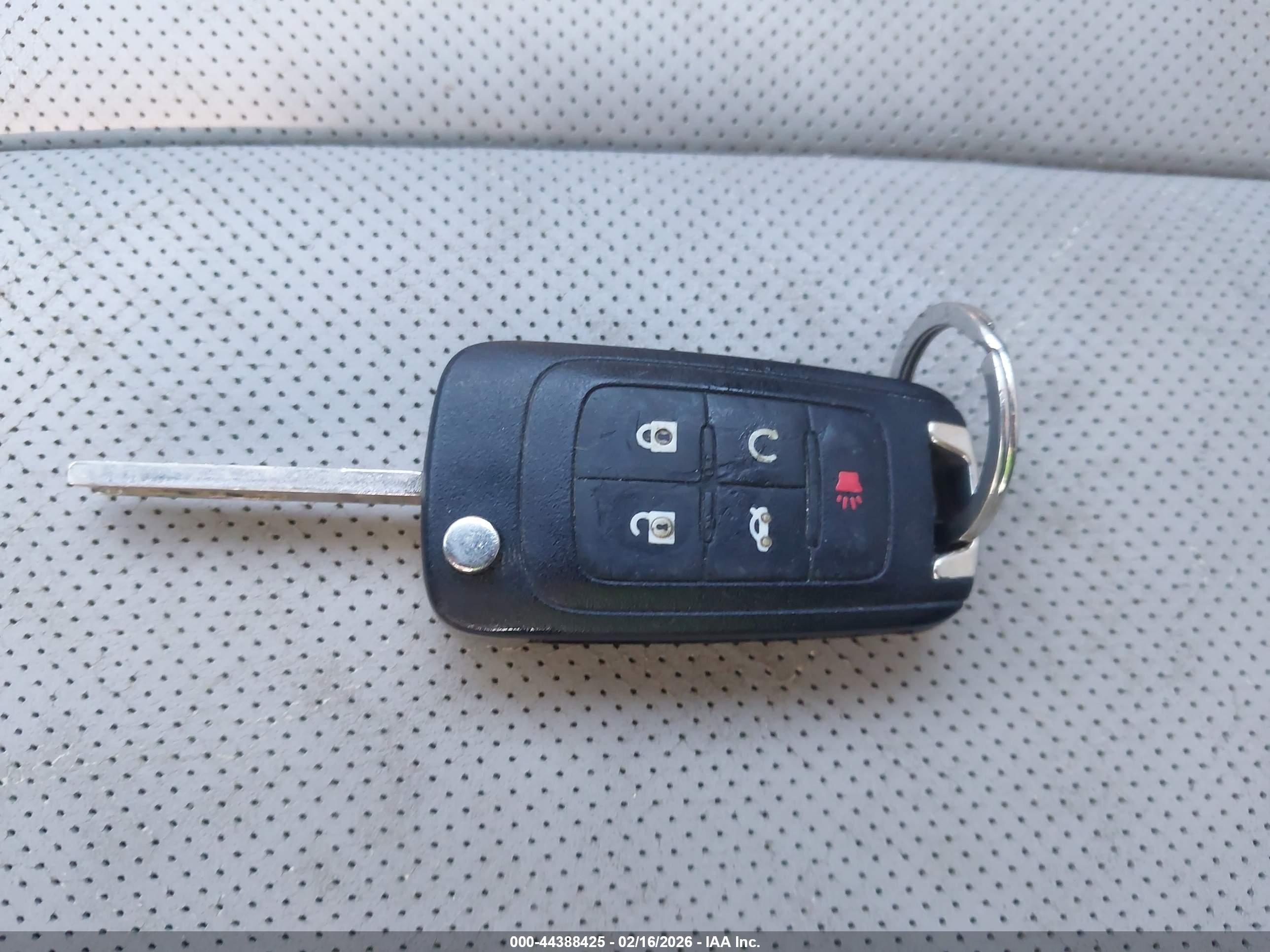 GMC TERRAIN image 11
