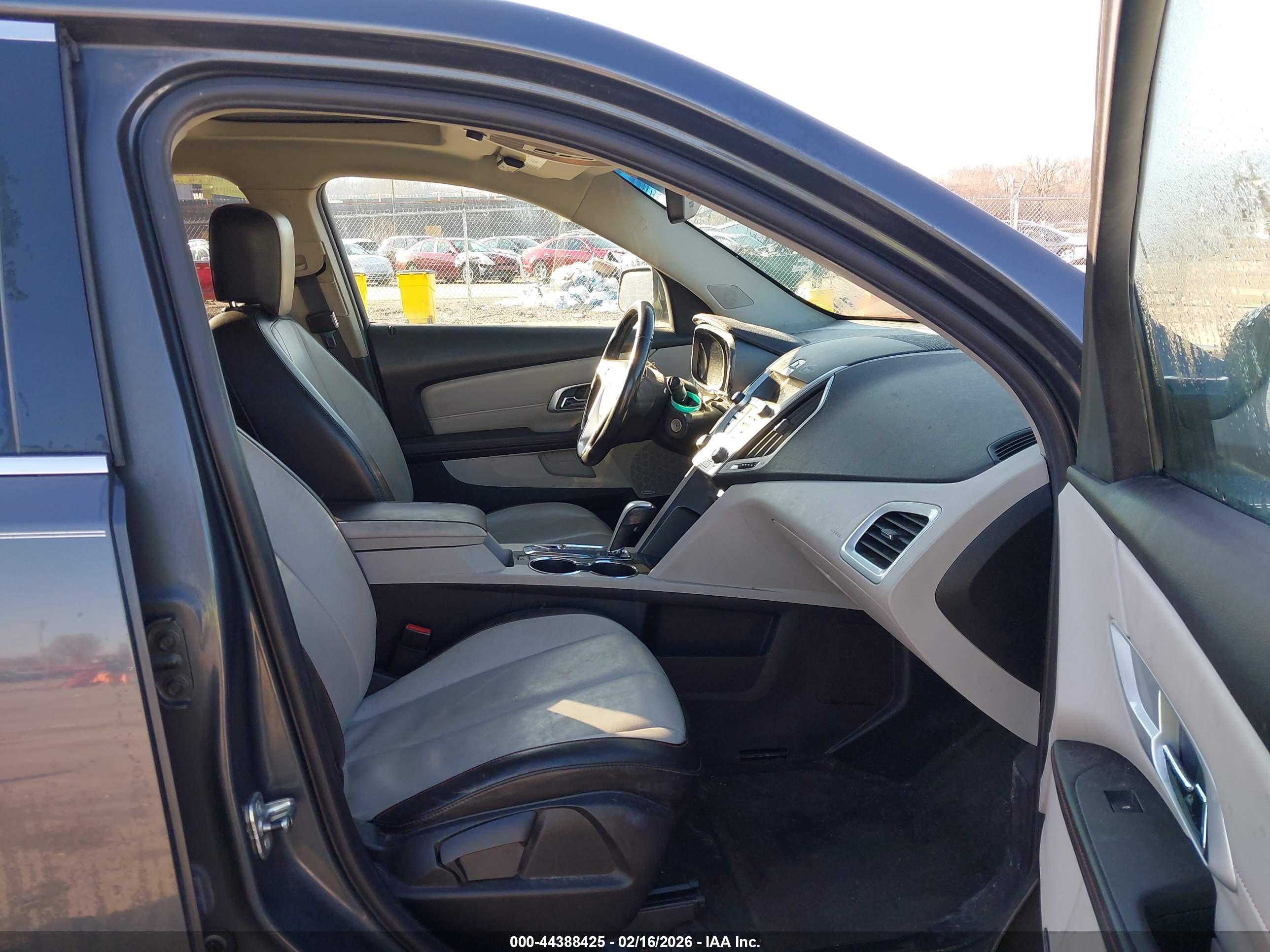 GMC TERRAIN image 5