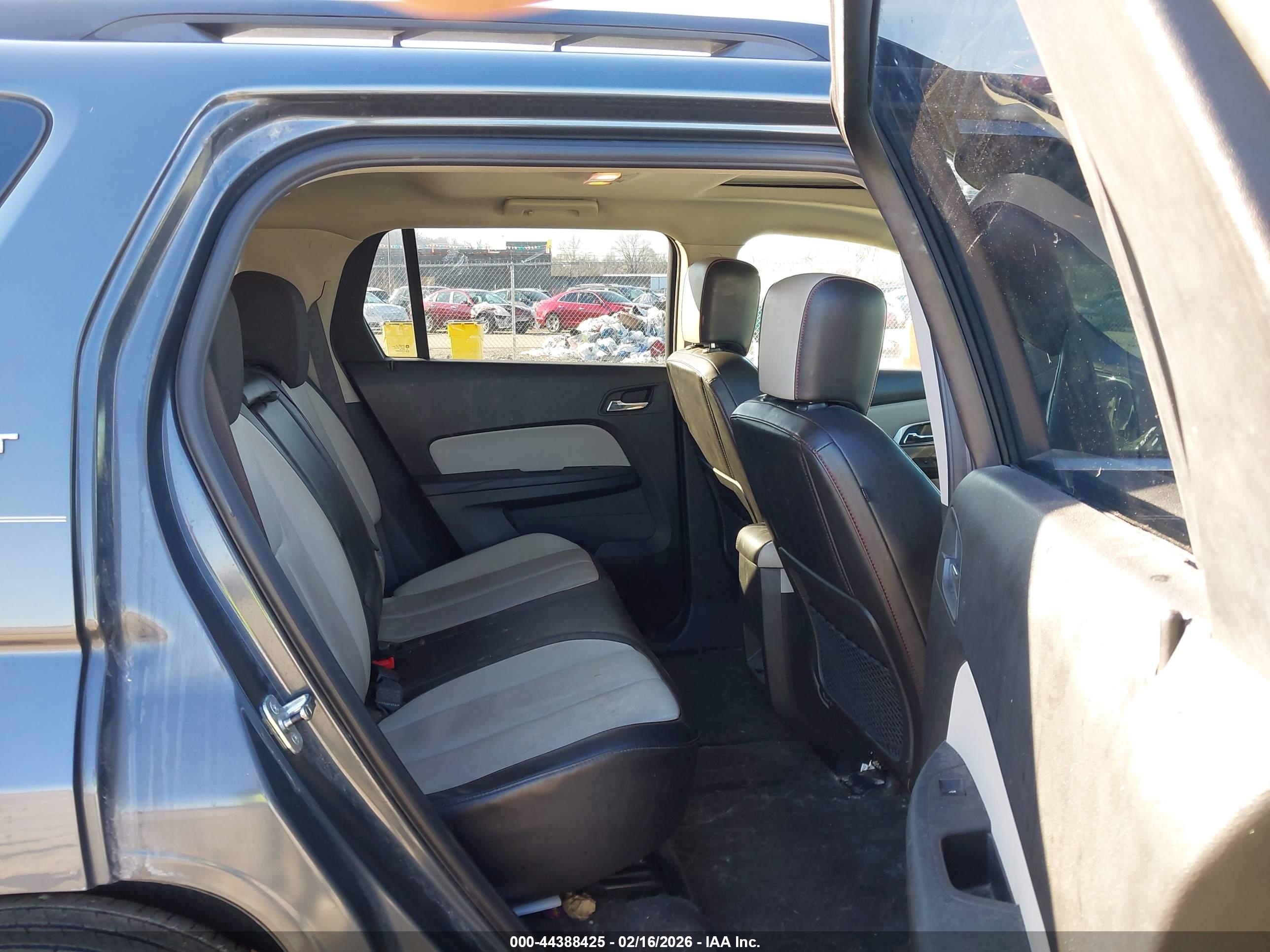 GMC TERRAIN image 8