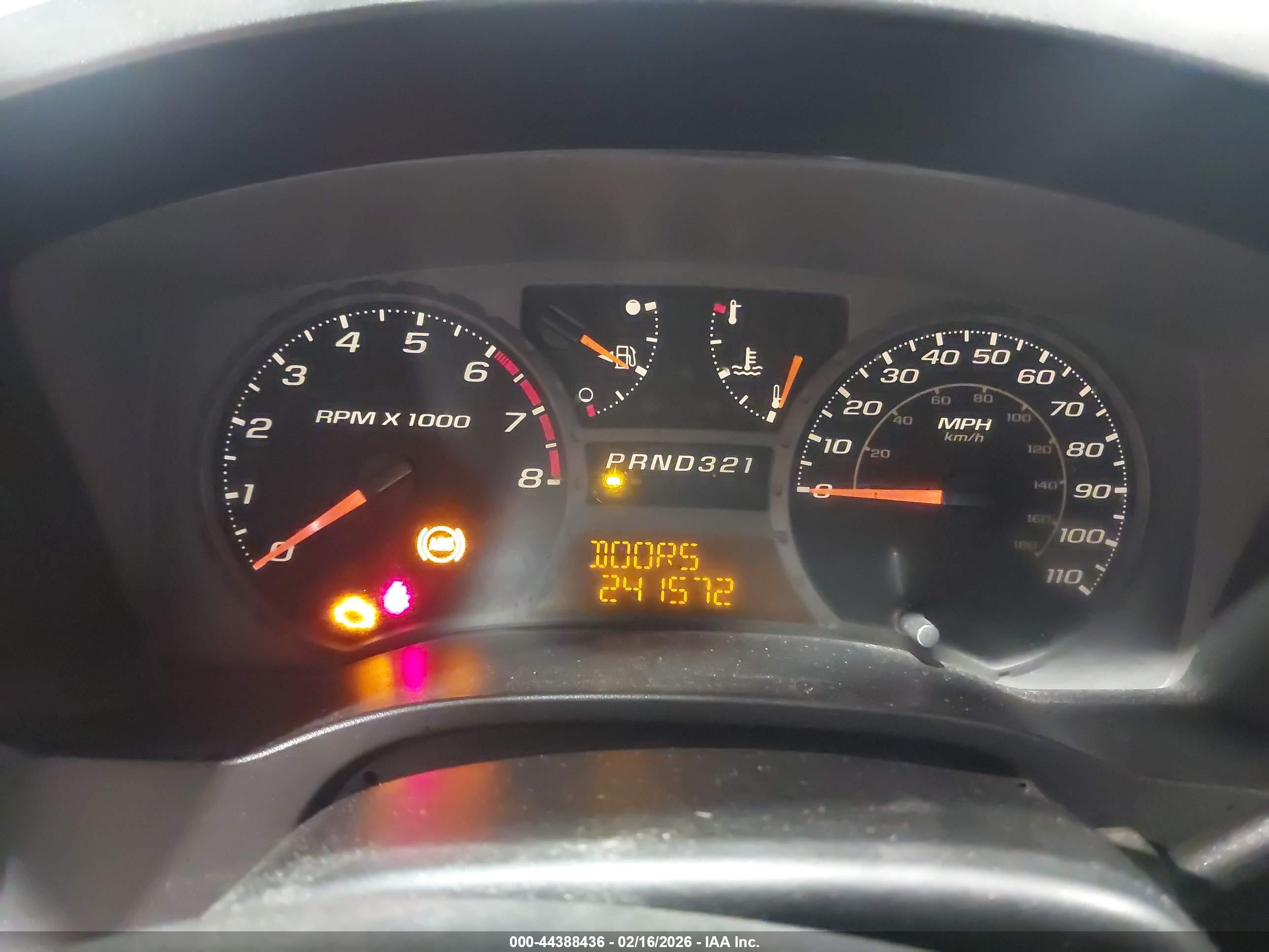 CHEVROLET COLORADO image 7
