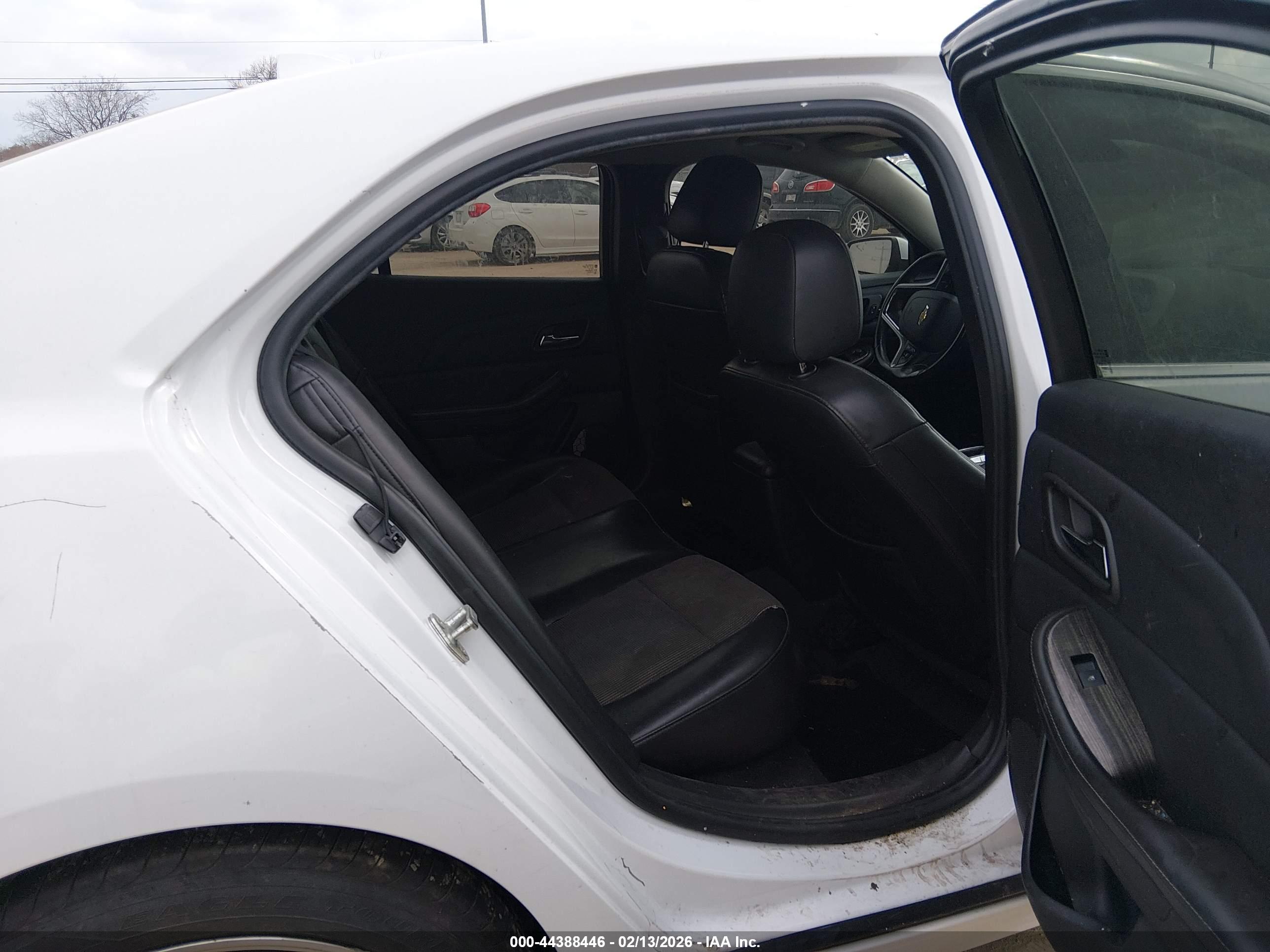 CHEVROLET MALIBU image 8