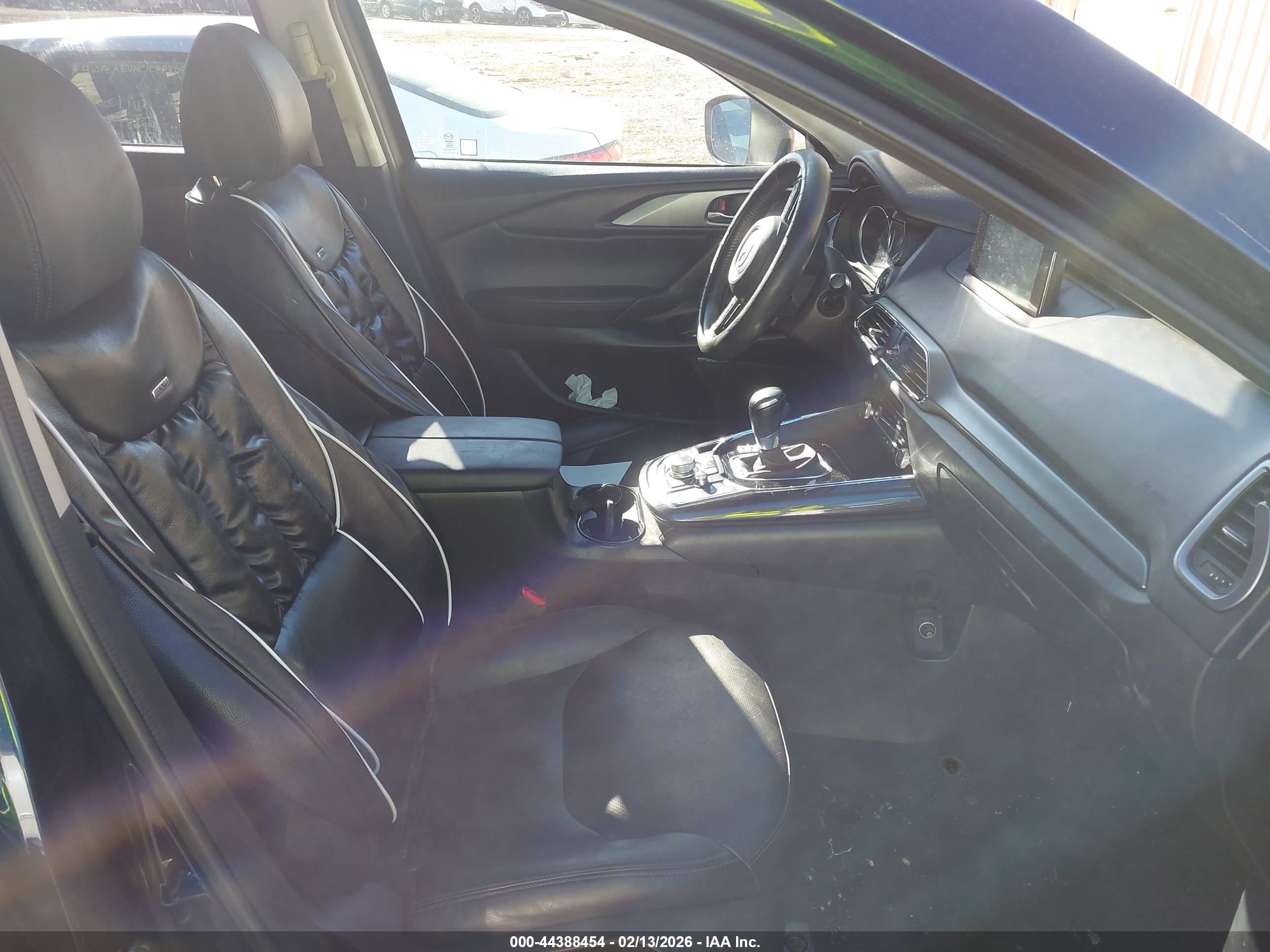 MAZDA CX-9 image 5