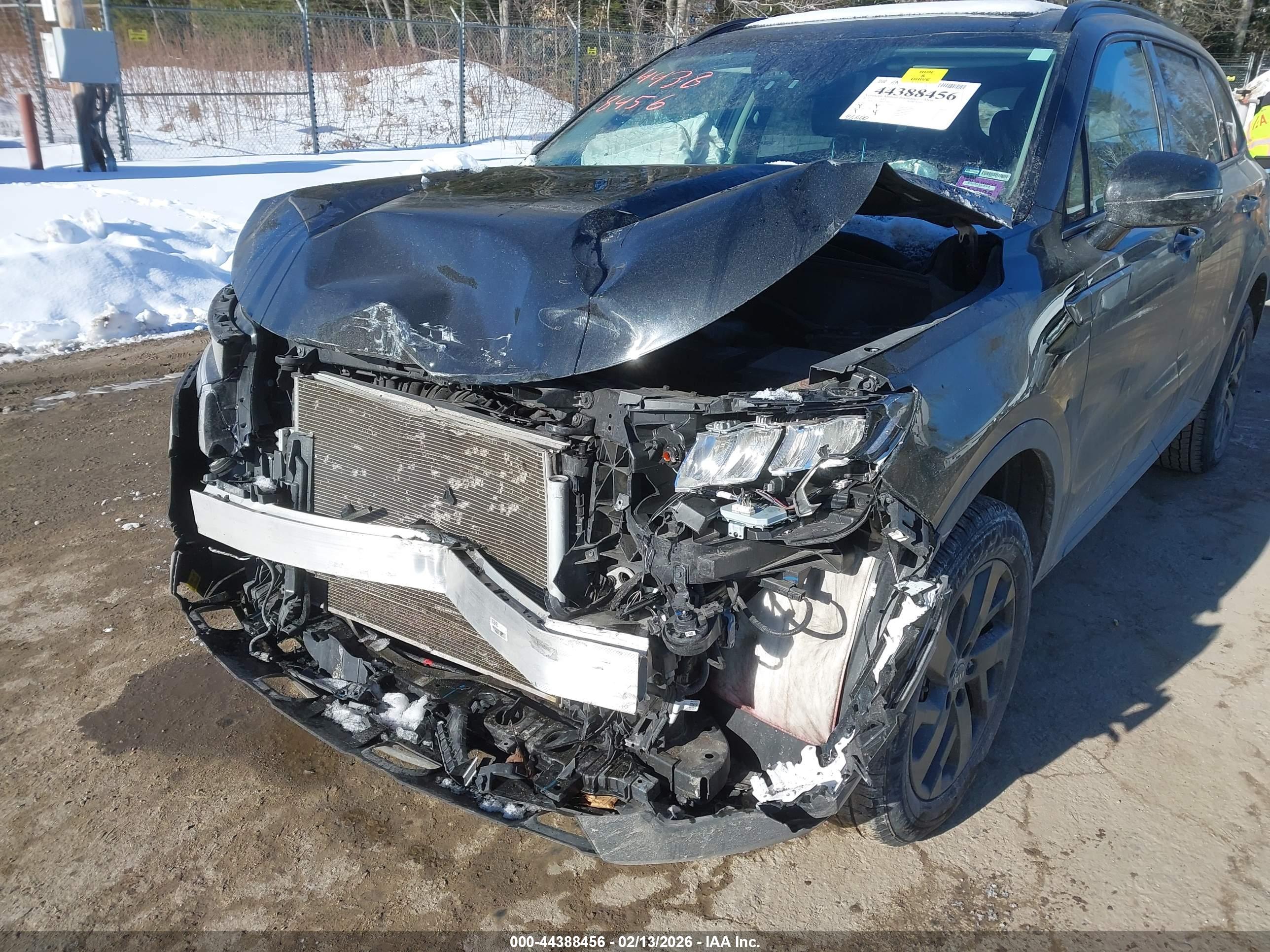 KIA SORENTO image 6