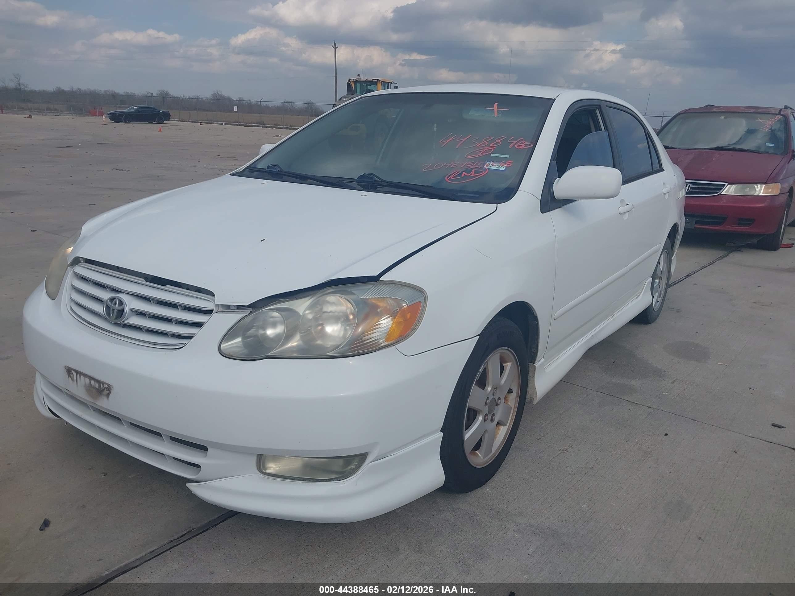 TOYOTA COROLLA image 6