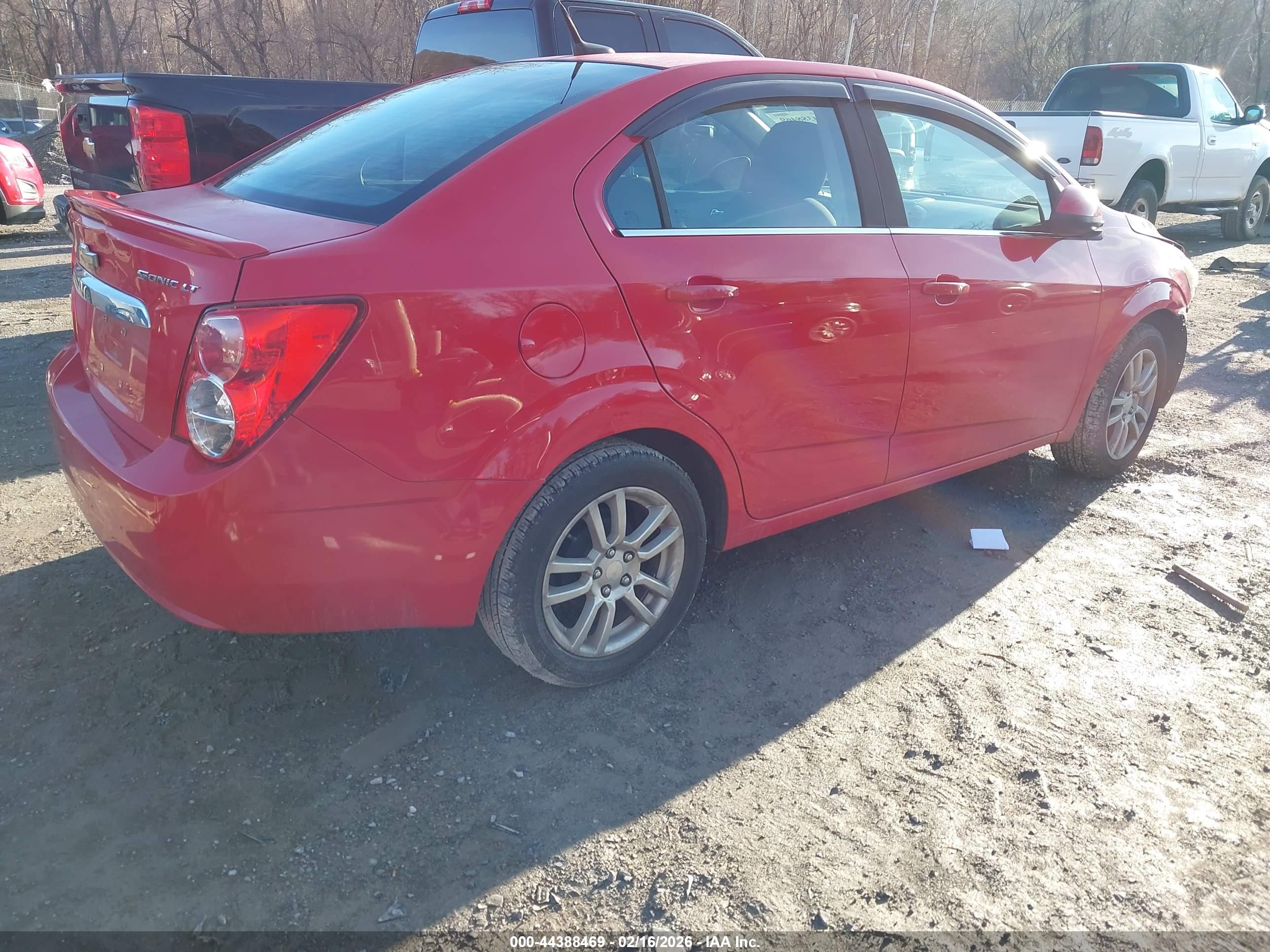 CHEVROLET SONIC image 4