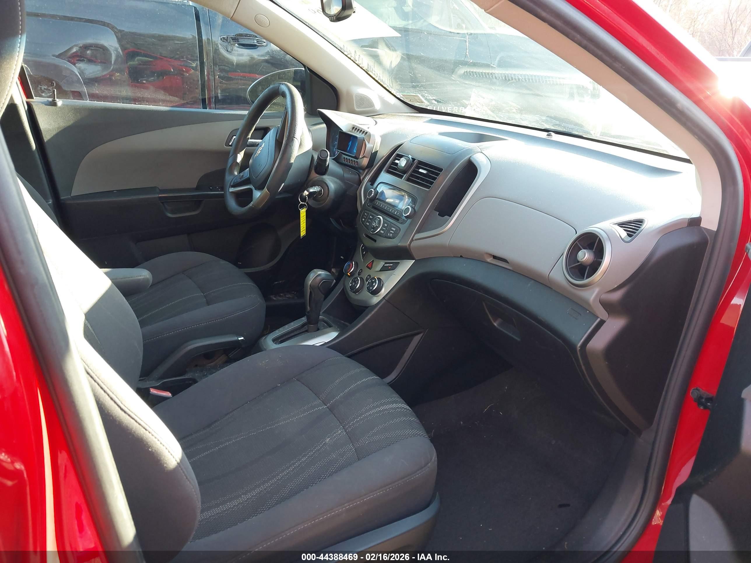 CHEVROLET SONIC image 5