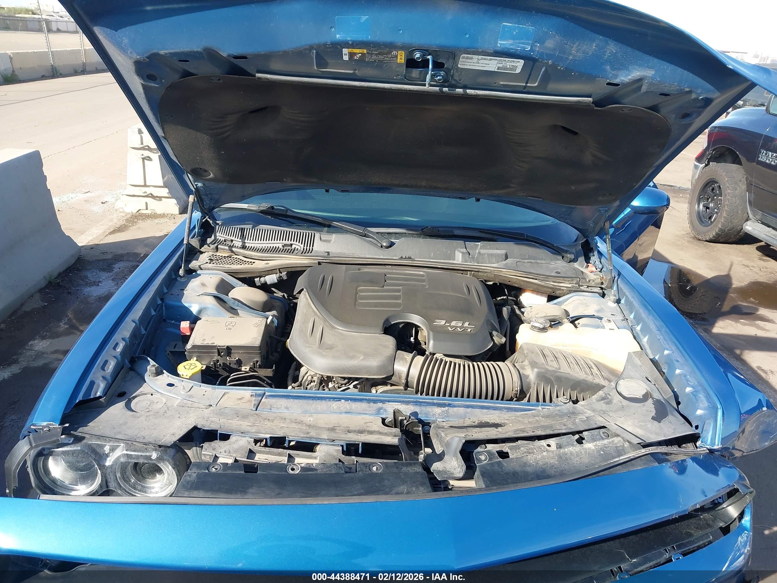 DODGE CHALLENGER image 10