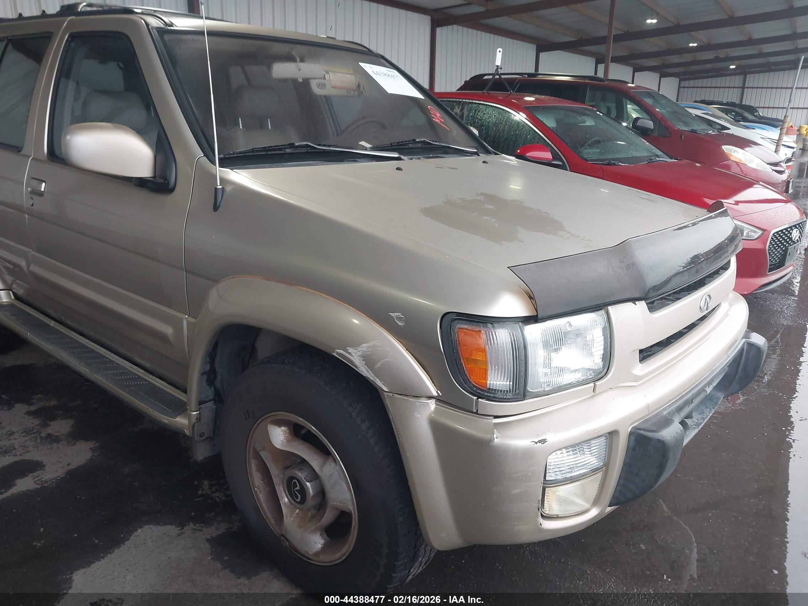 INFINITI QX4 image 6