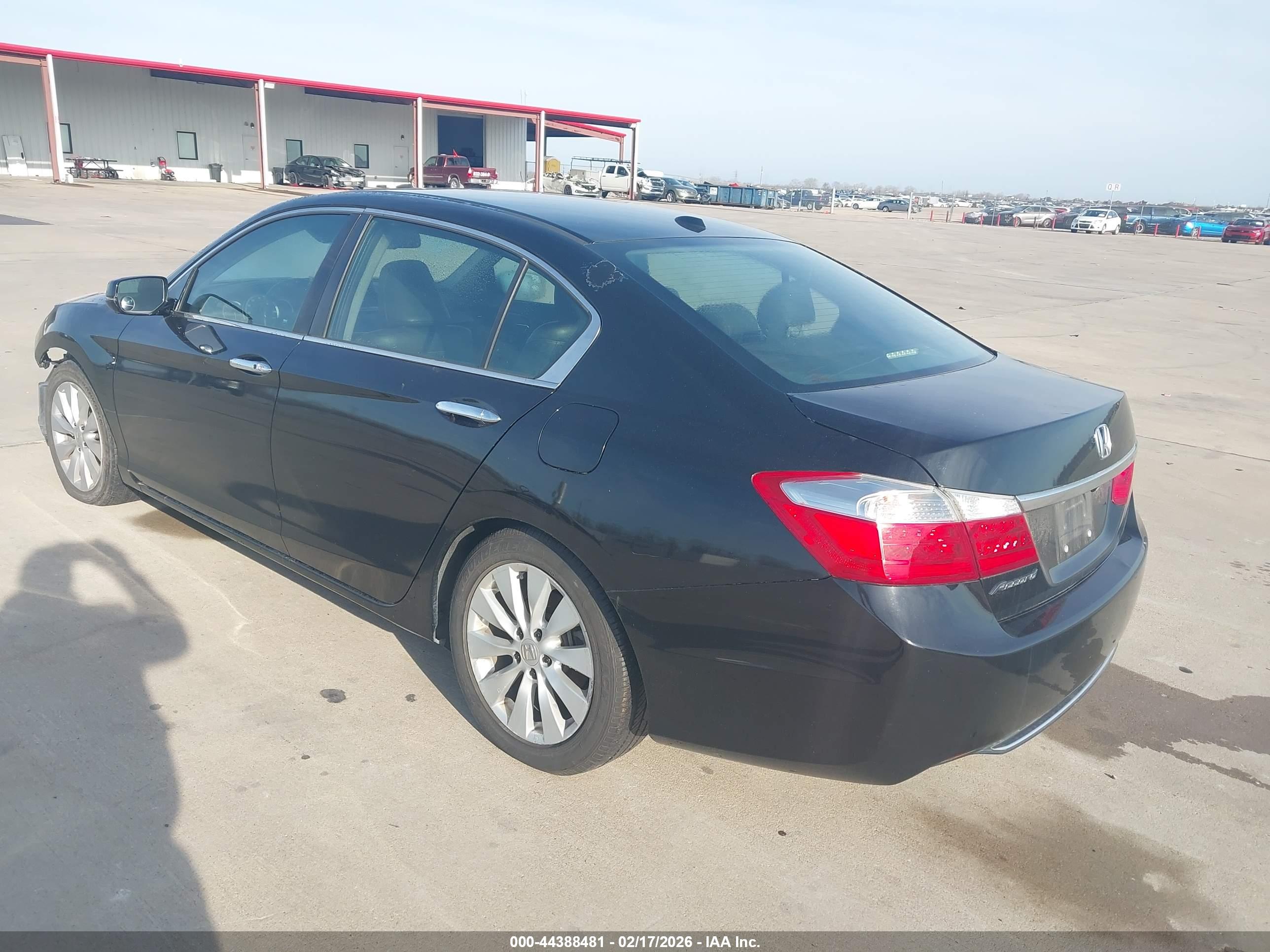 HONDA ACCORD image 3