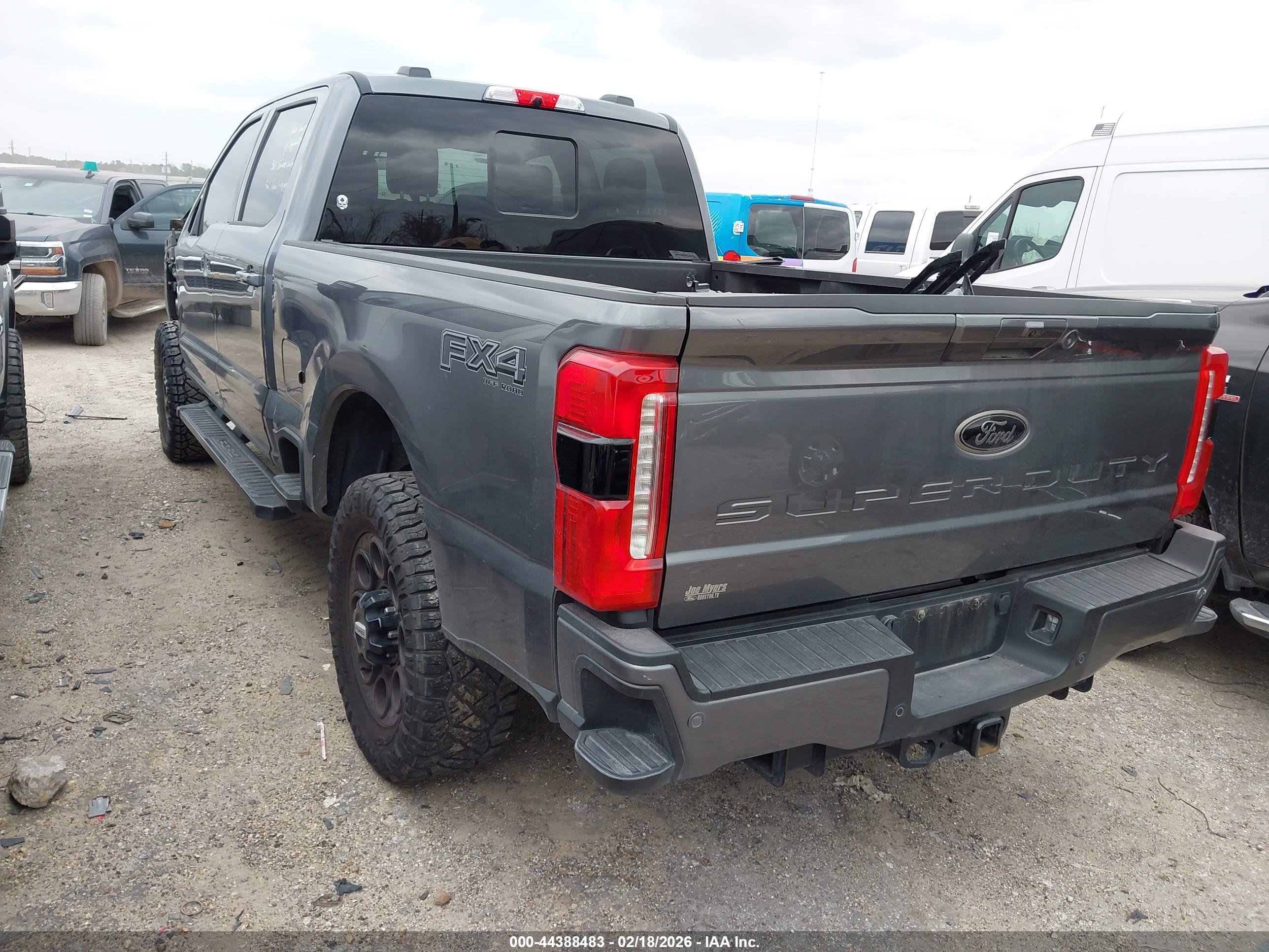 FORD F-250 image 3