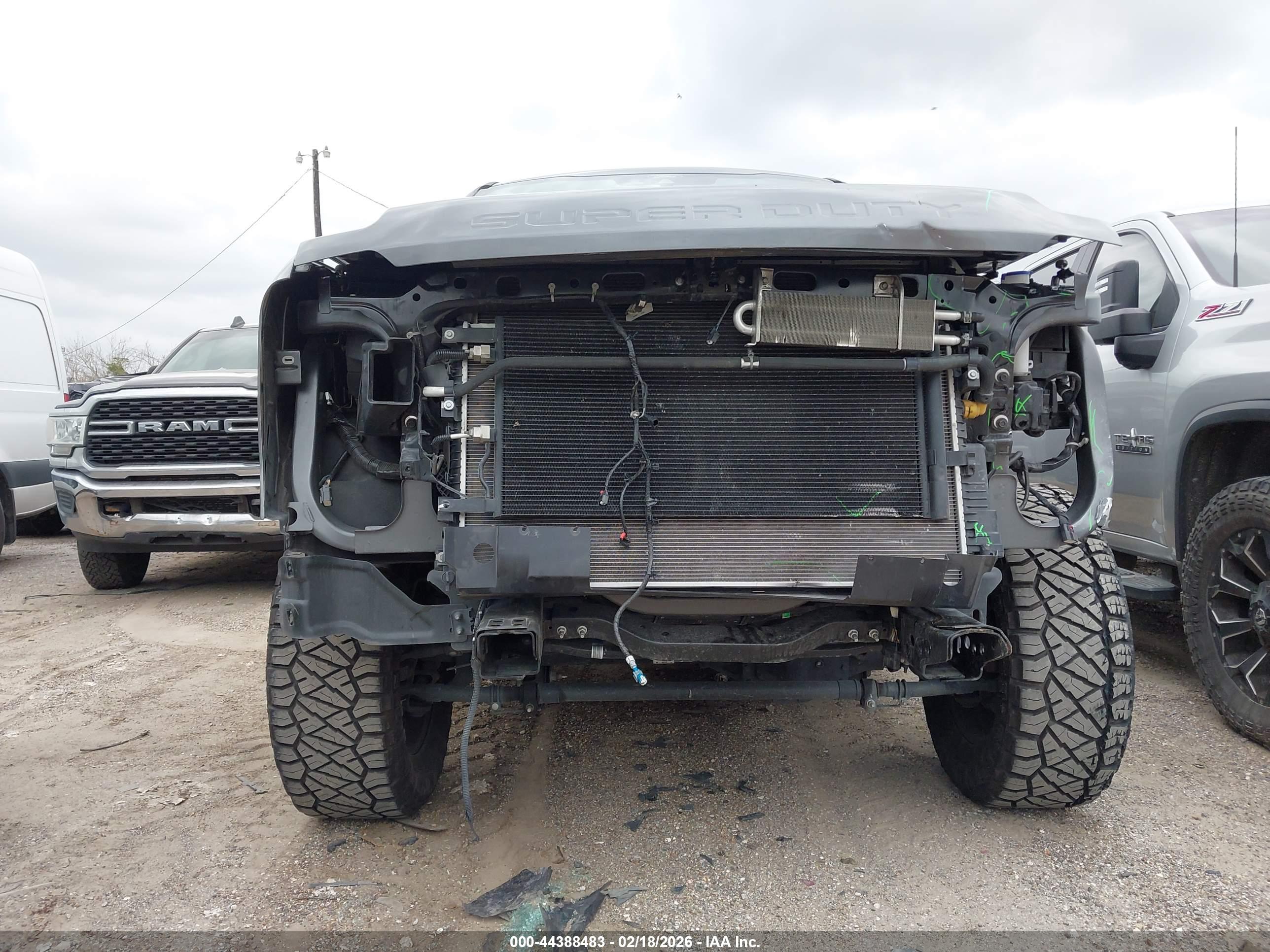 FORD F-250 image 6