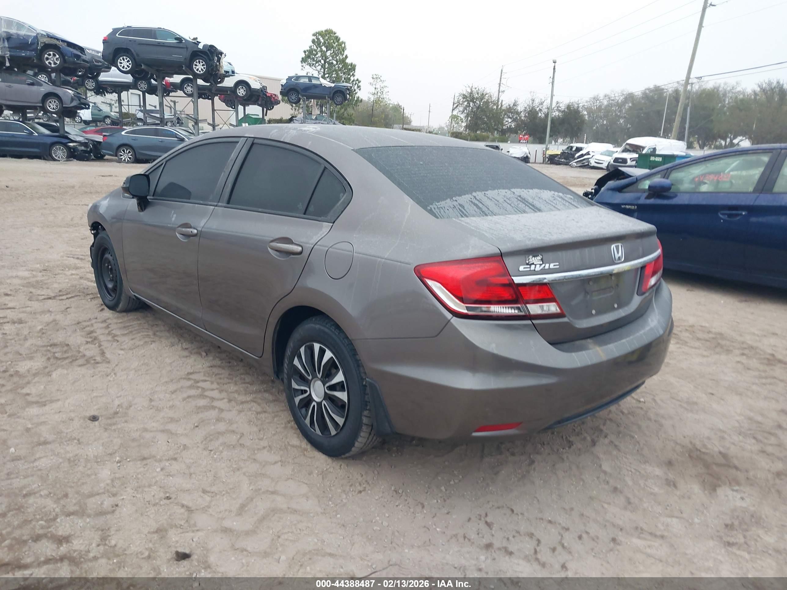 HONDA CIVIC image 3