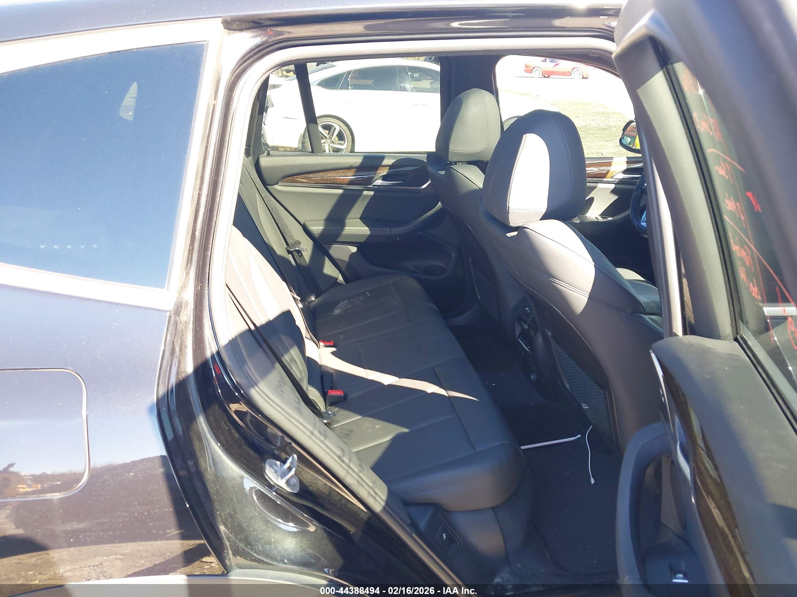 BMW X3 image 8