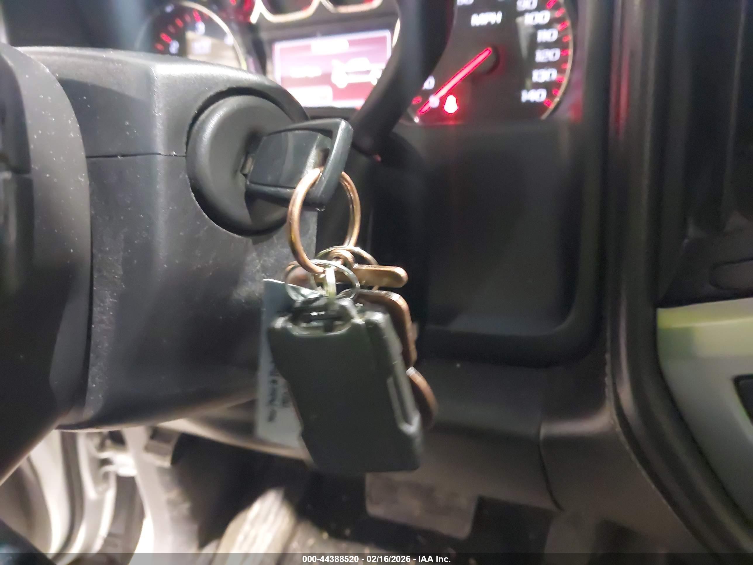 GMC SIERRA image 11