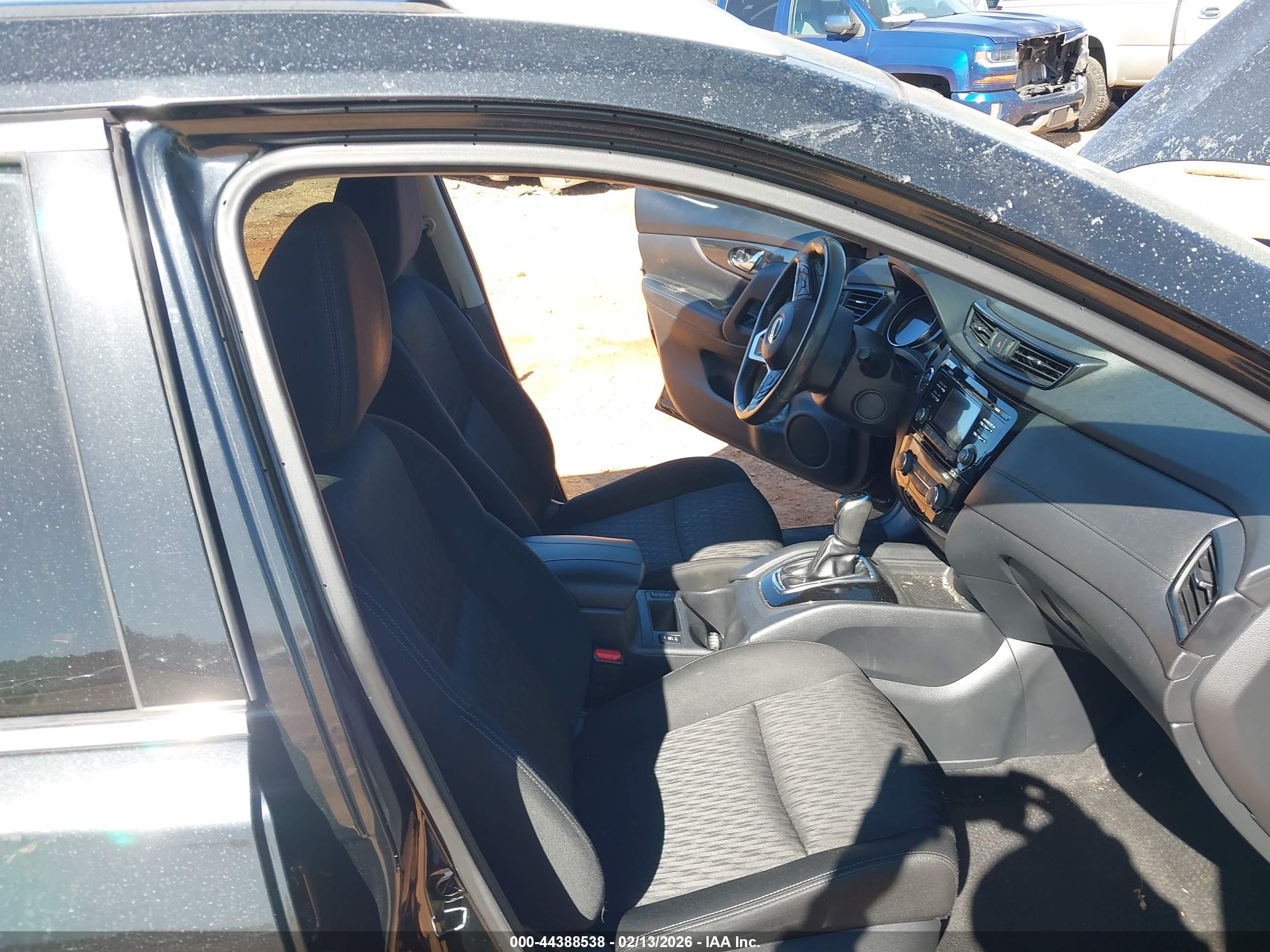 NISSAN ROGUE image 5