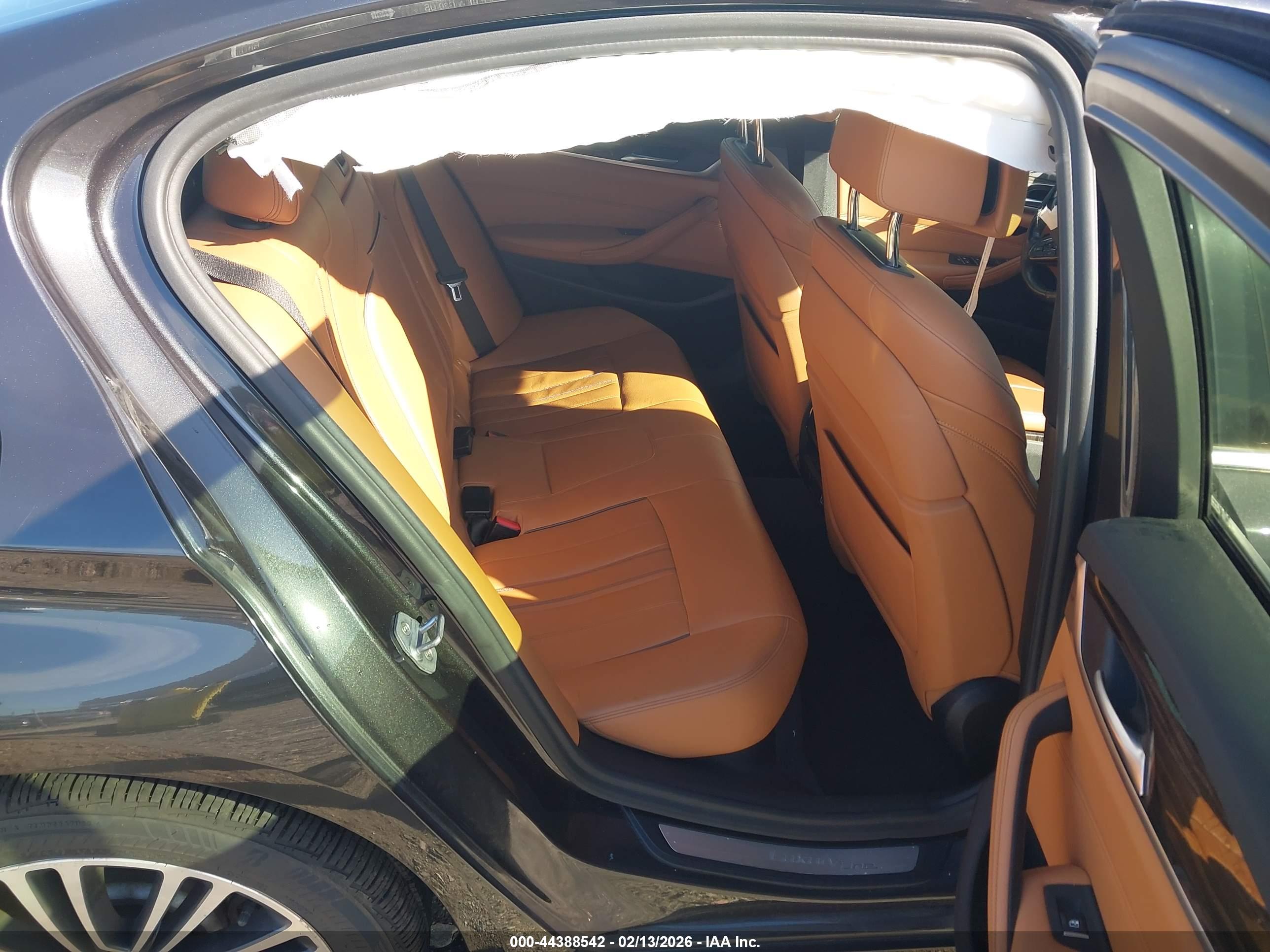 BMW 530I image 8