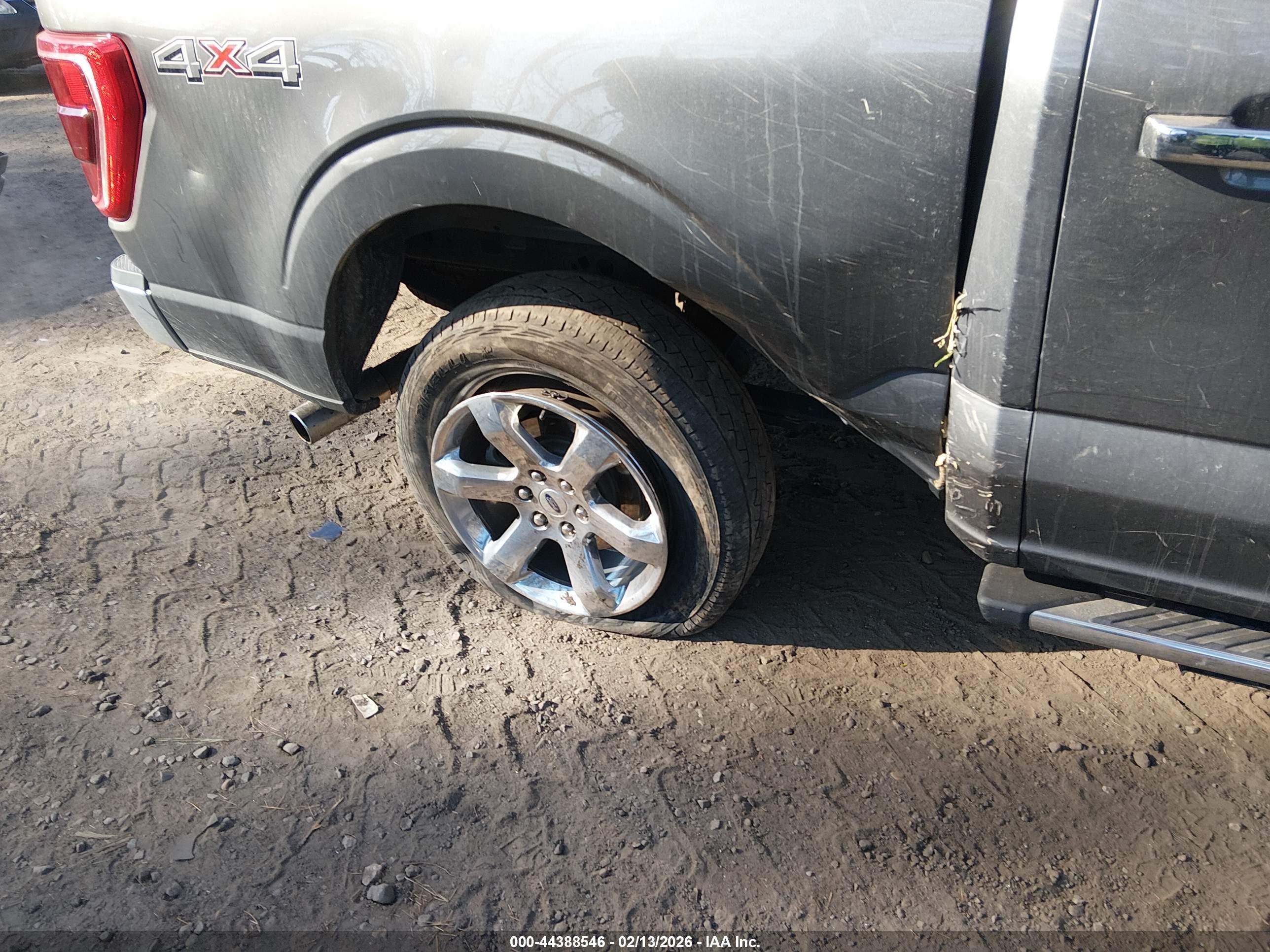 FORD F-150 image 6