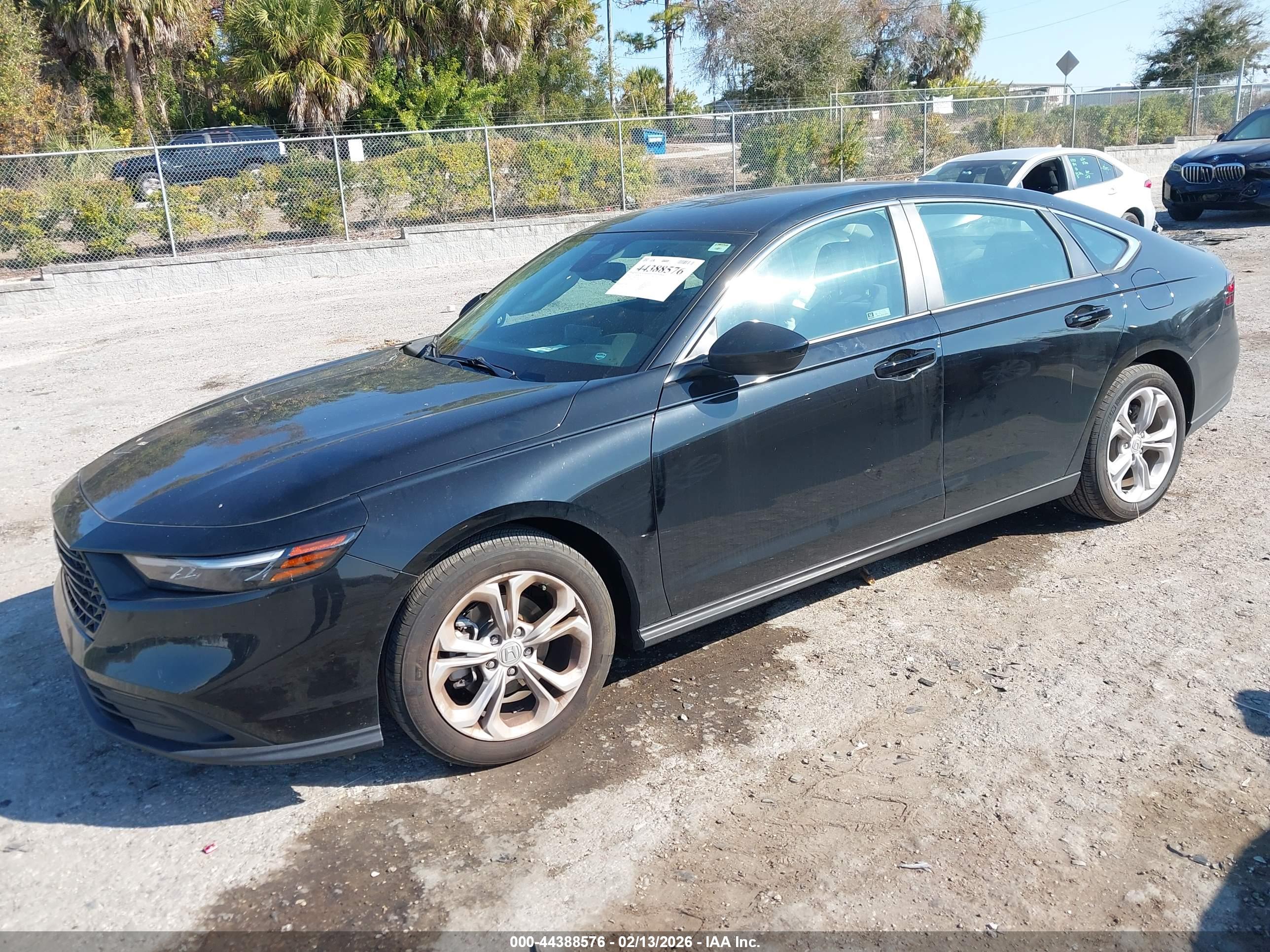 HONDA ACCORD image 2