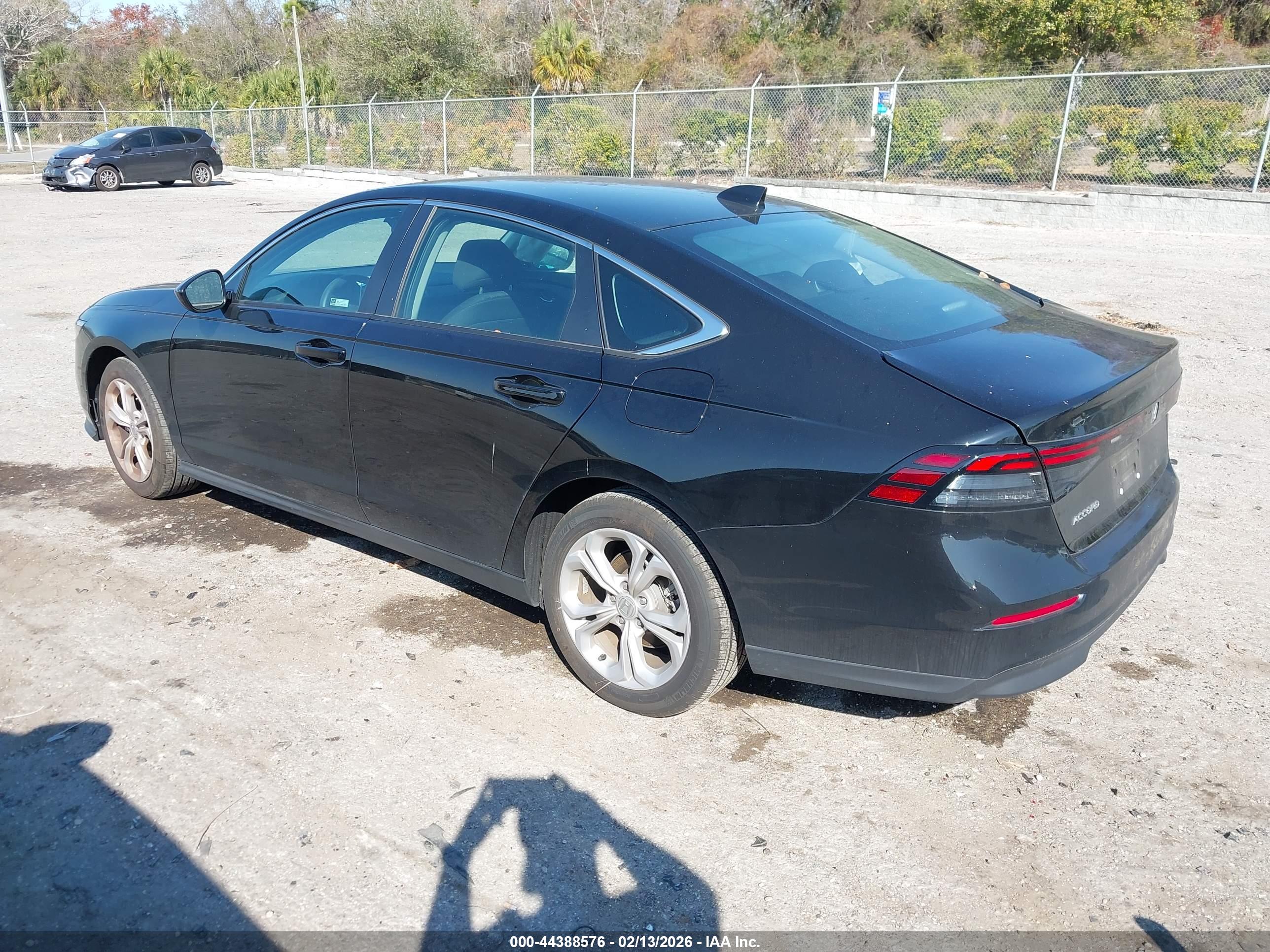 HONDA ACCORD image 3