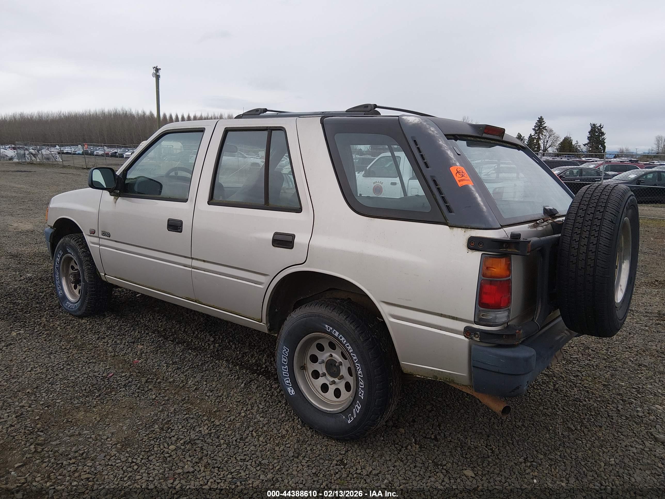 ISUZU RODEO image 3