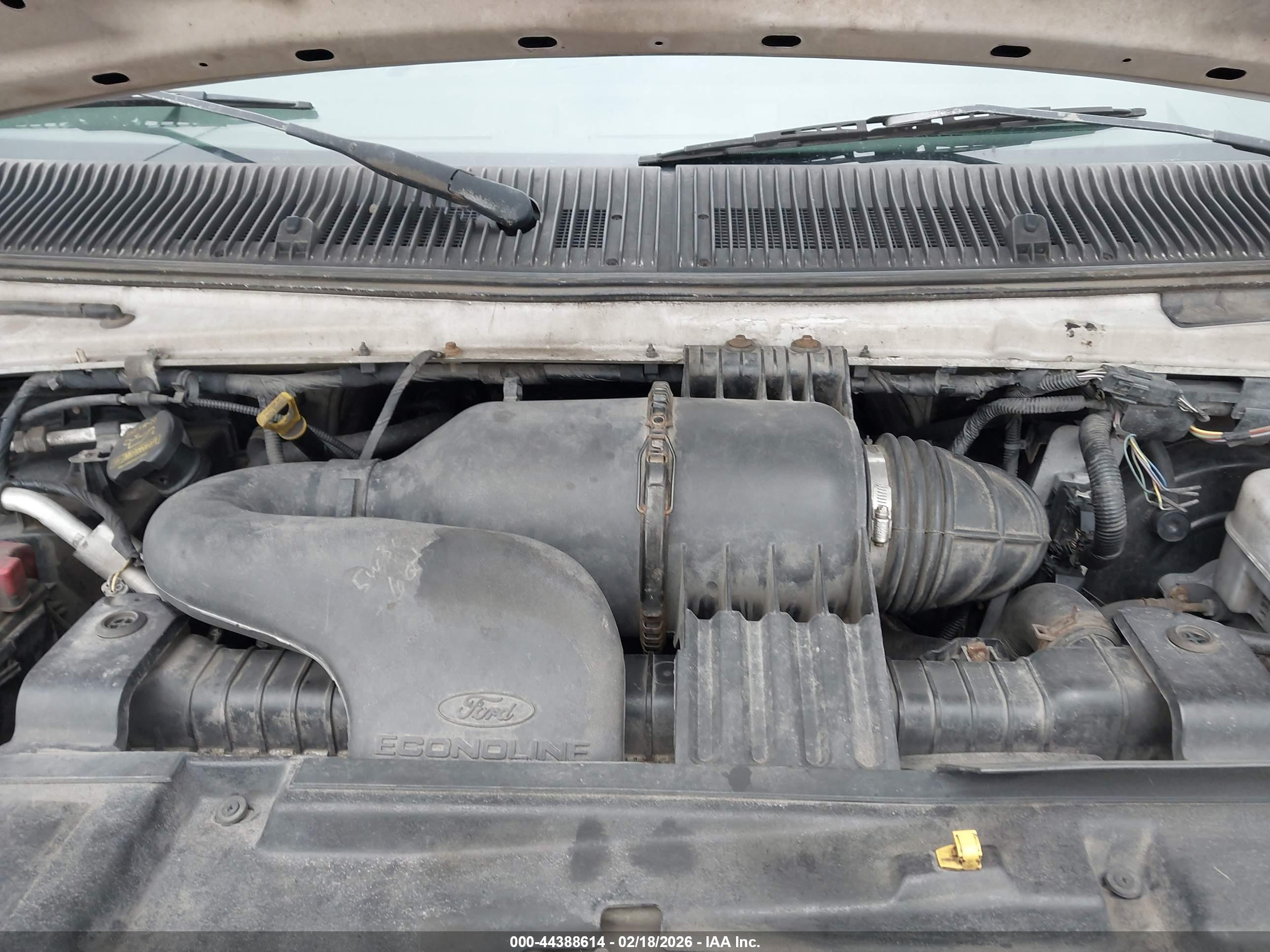 FORD E-250 image 10
