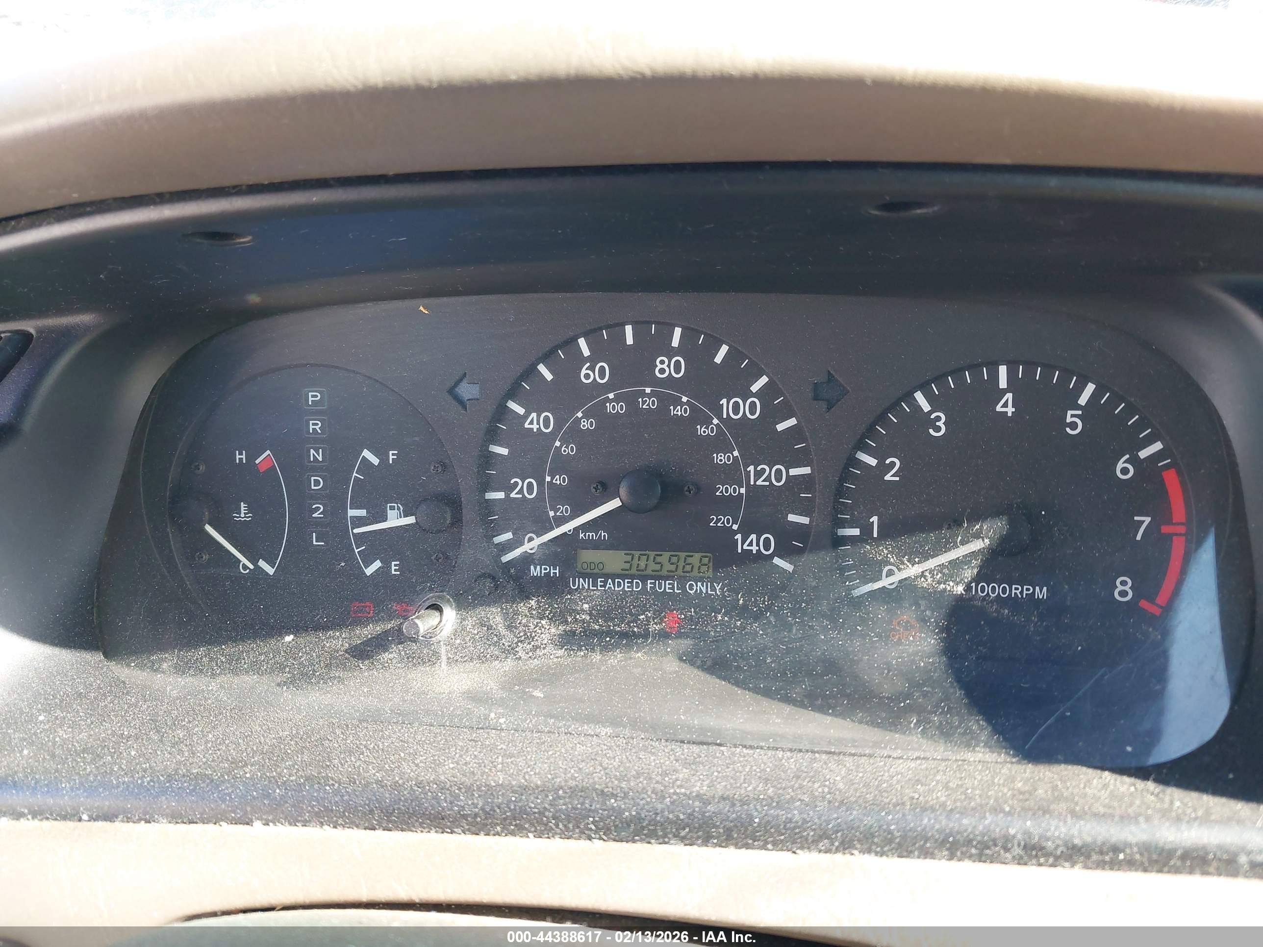 TOYOTA CAMRY image 7