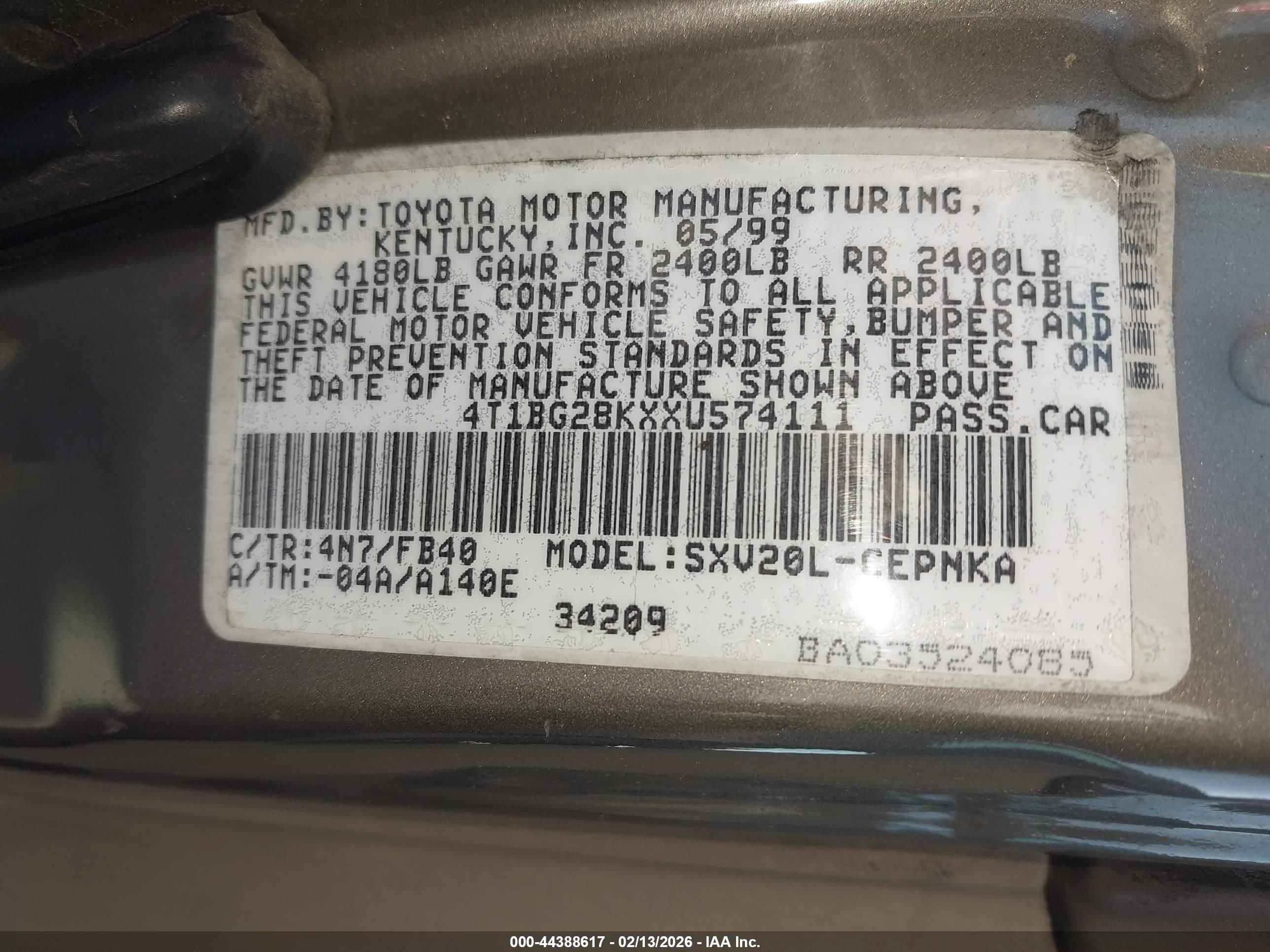 TOYOTA CAMRY image 9