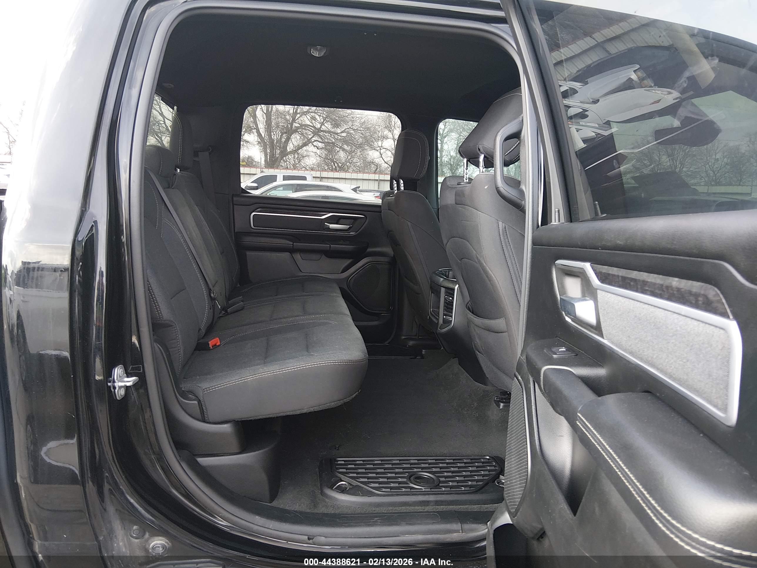 RAM 1500 image 8