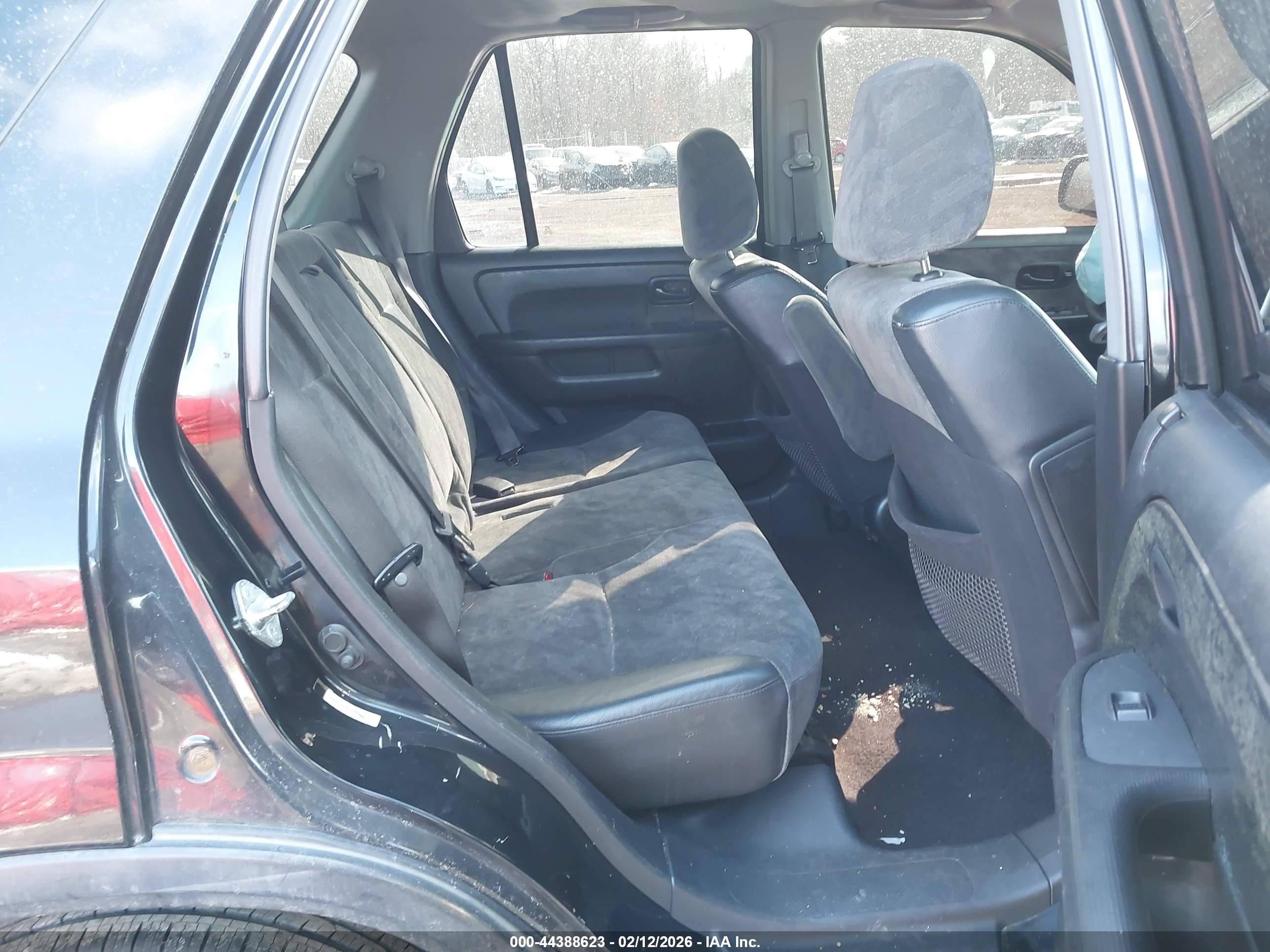 HONDA CR-V image 8